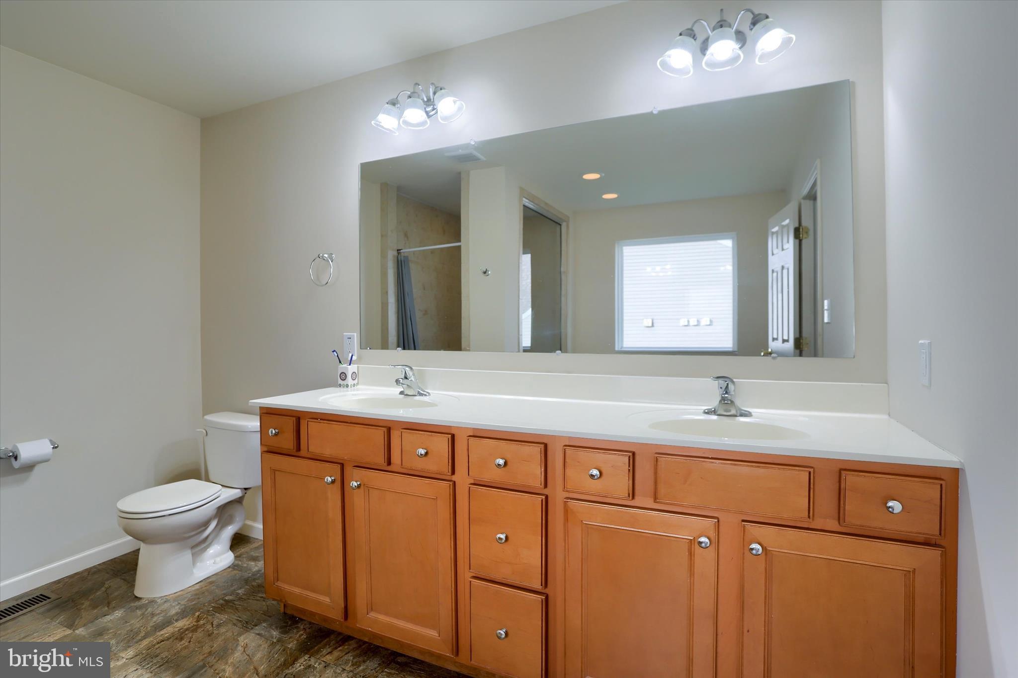 APPLEWOOD - Residential