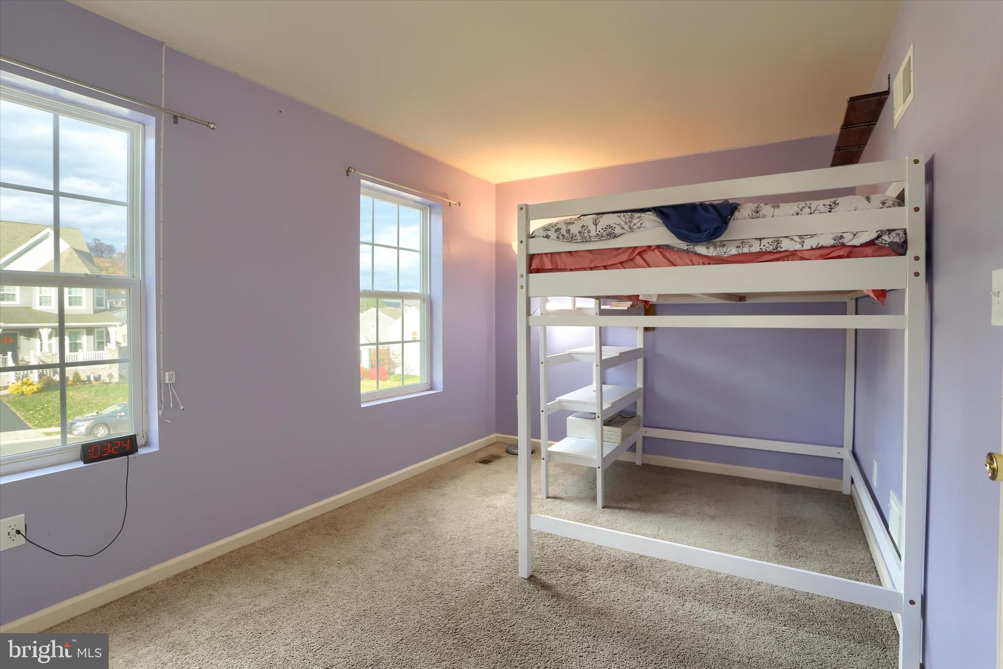 APPLEWOOD - Residential