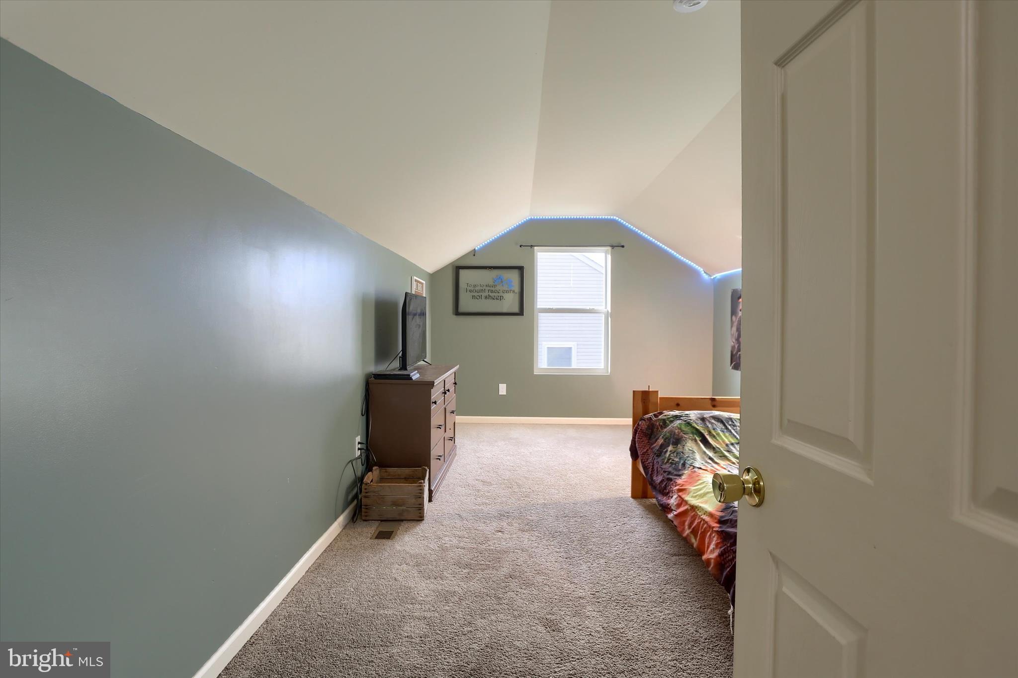 APPLEWOOD - Residential