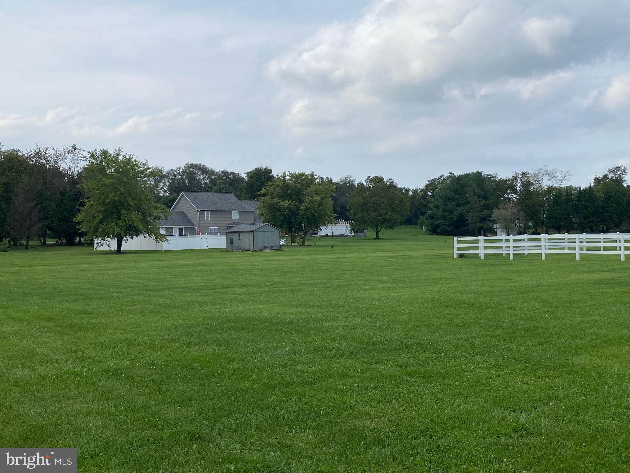 GLENDALE ESTATES - Residential