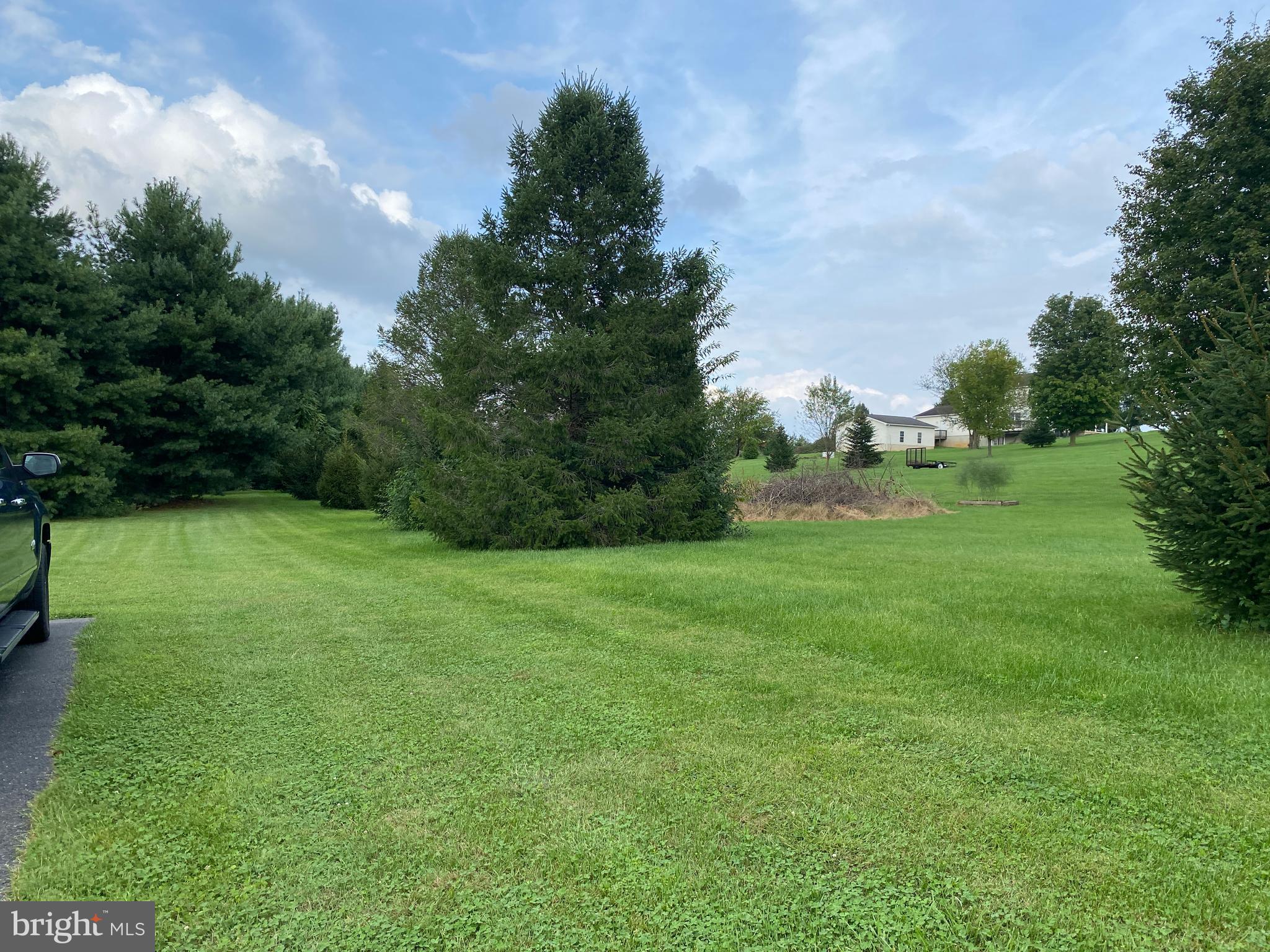 GLENDALE ESTATES - Residential