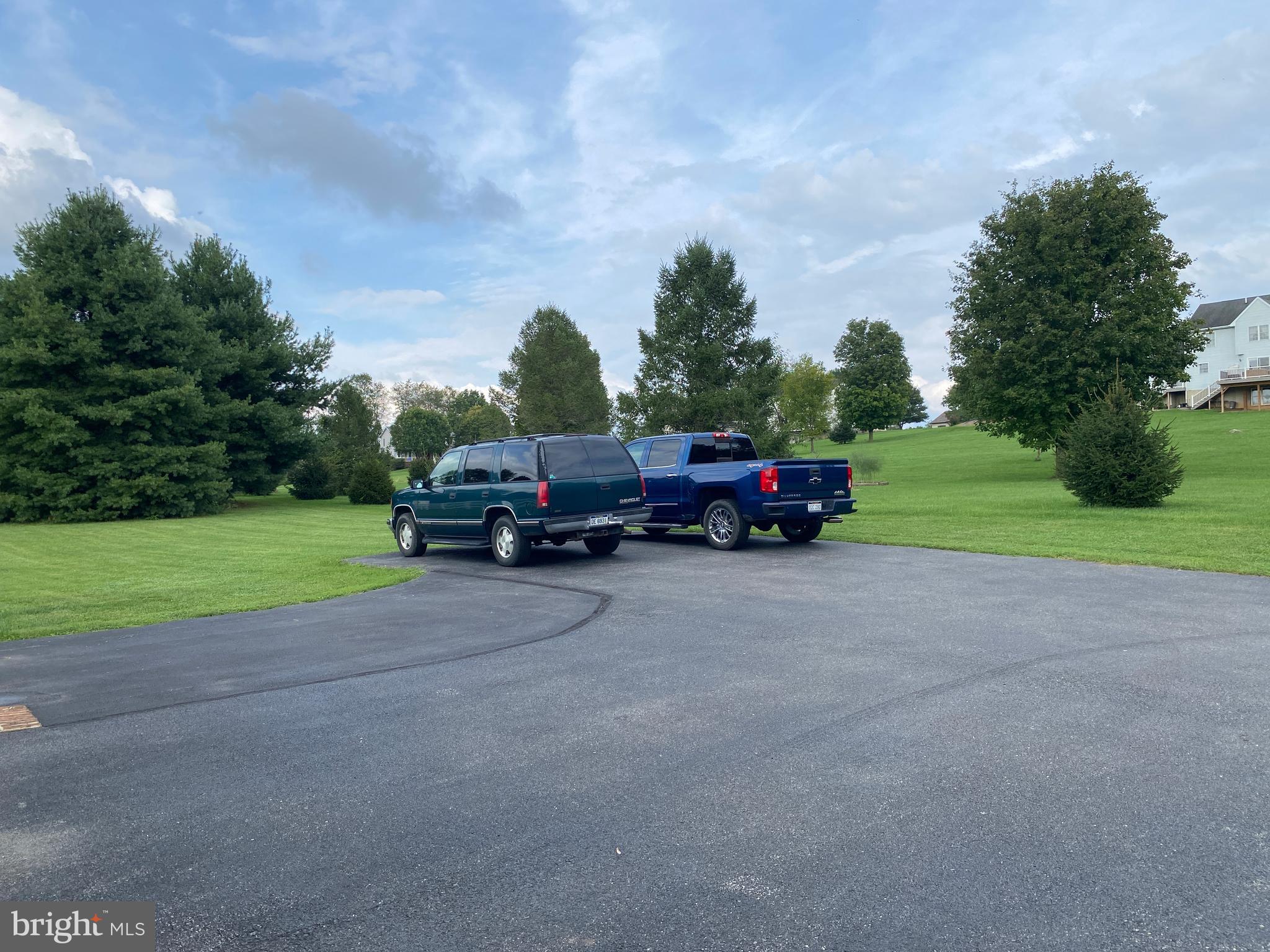 GLENDALE ESTATES - Residential