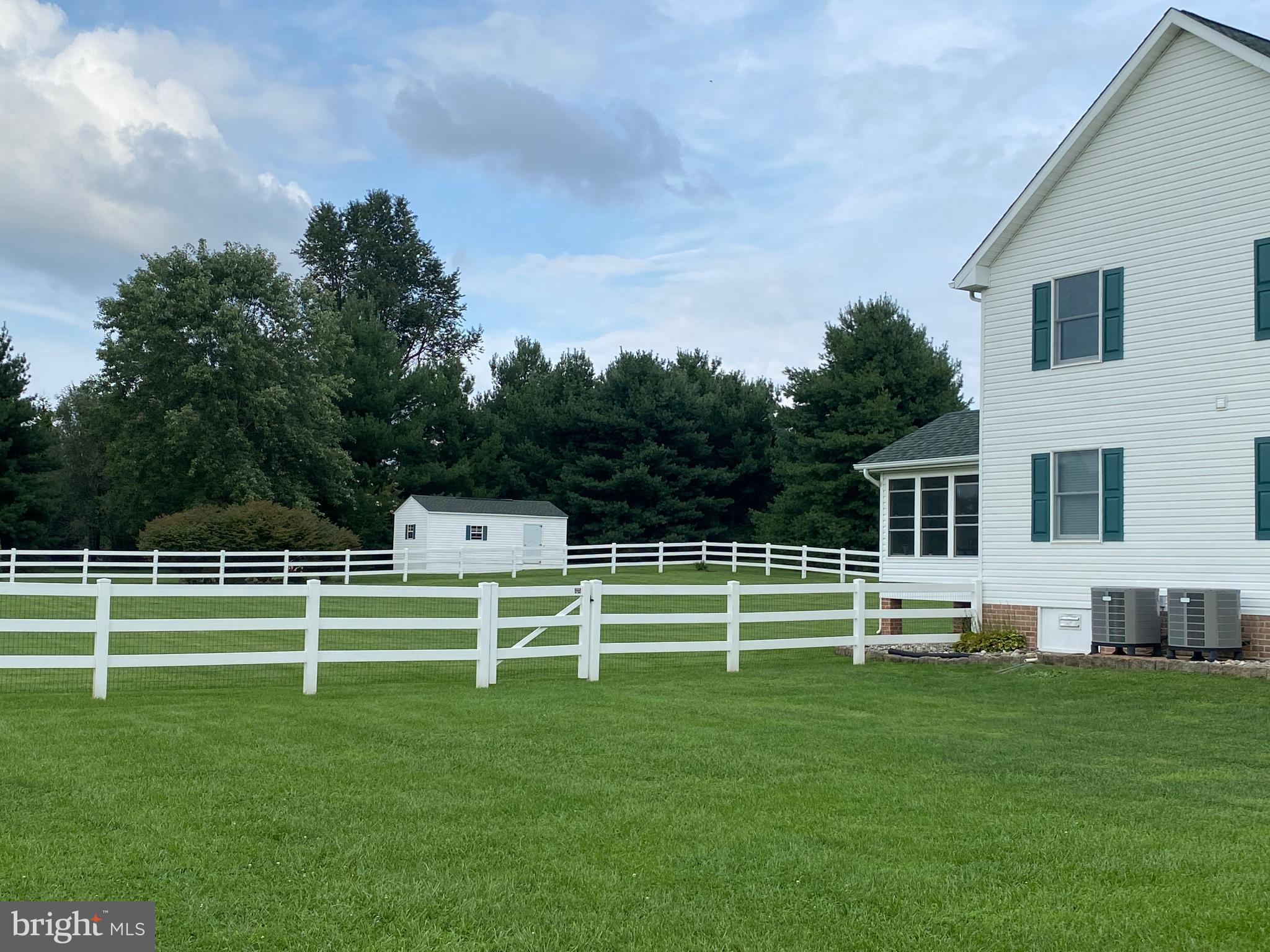 GLENDALE ESTATES - Residential