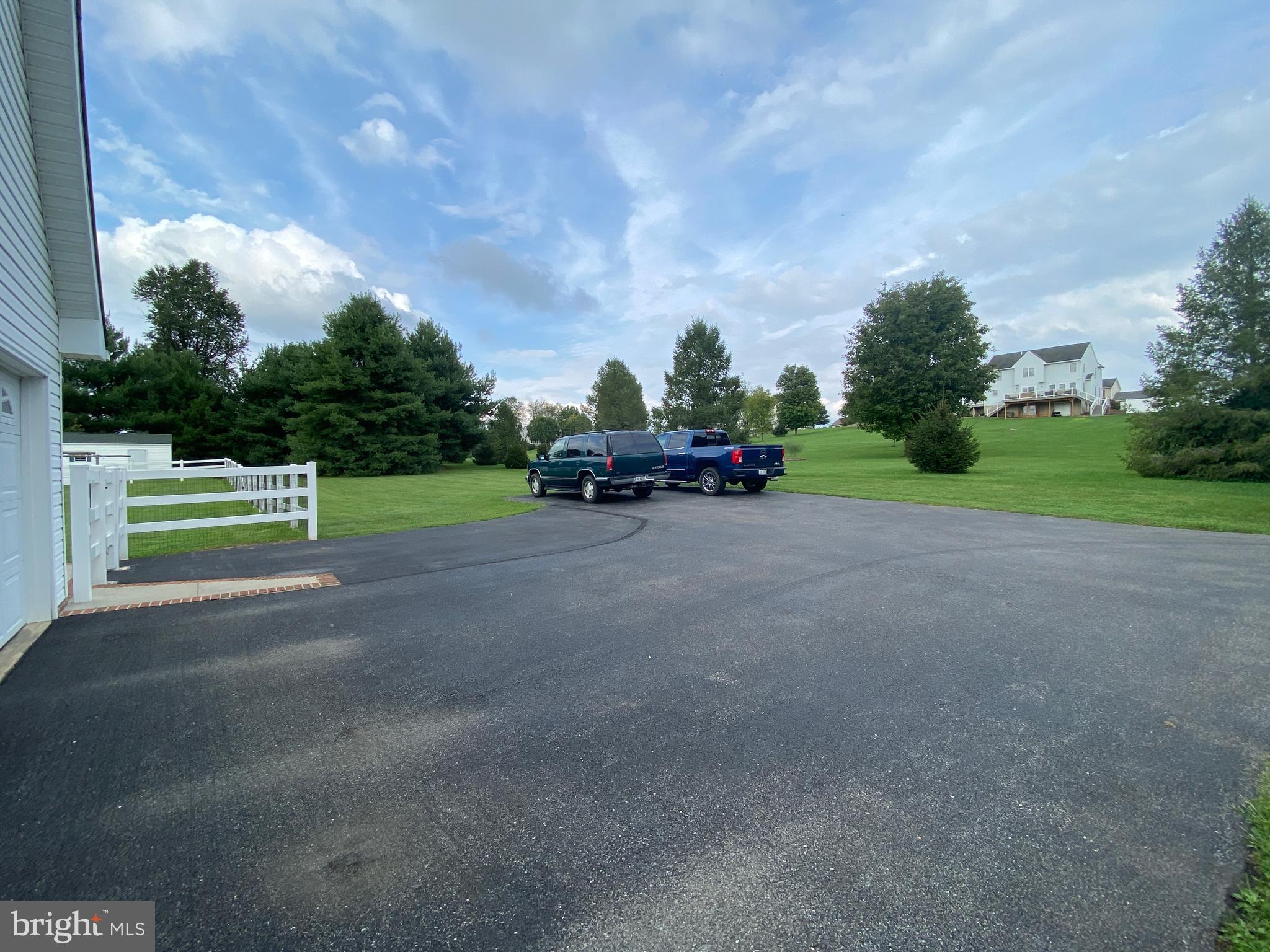 GLENDALE ESTATES - Residential