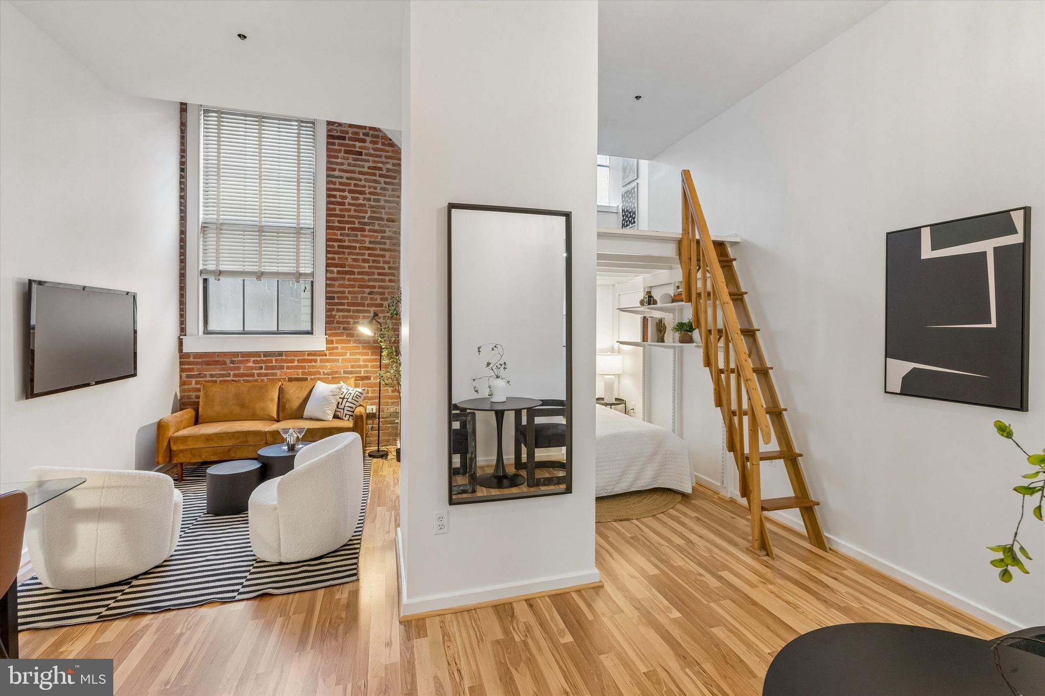 OLD CITY - Residential