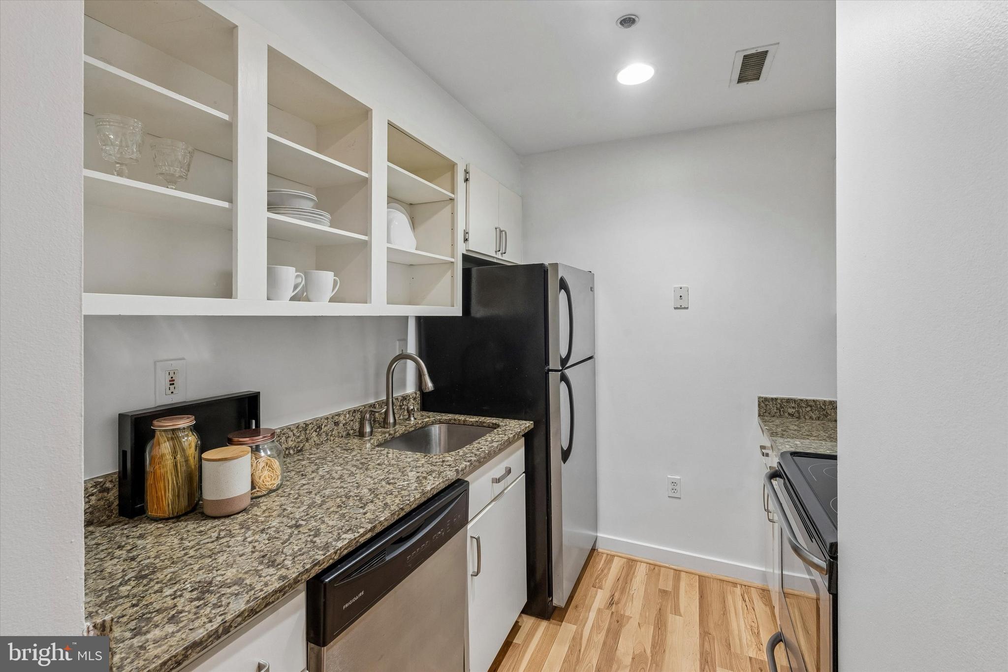 OLD CITY - Residential