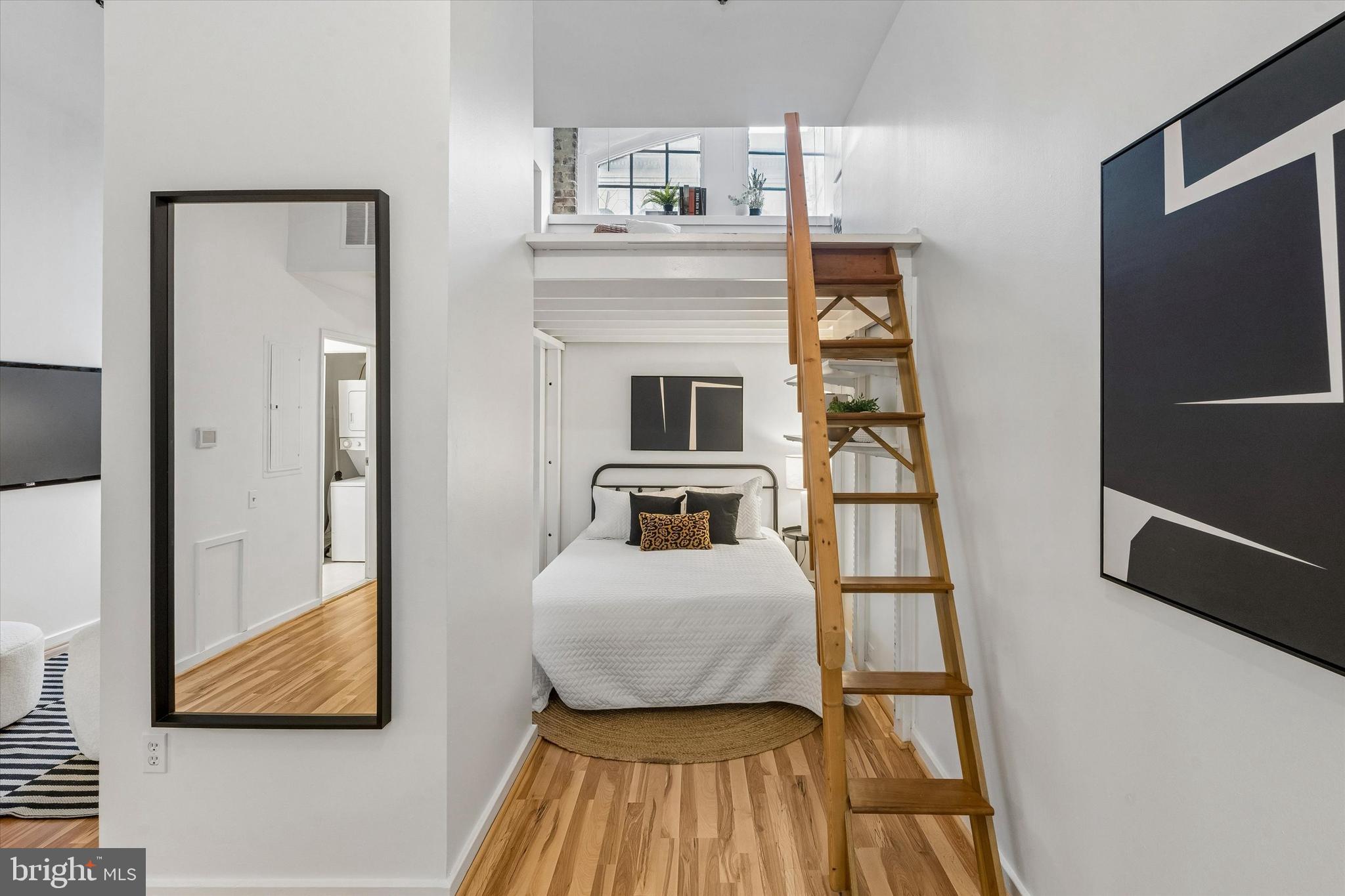 OLD CITY - Residential