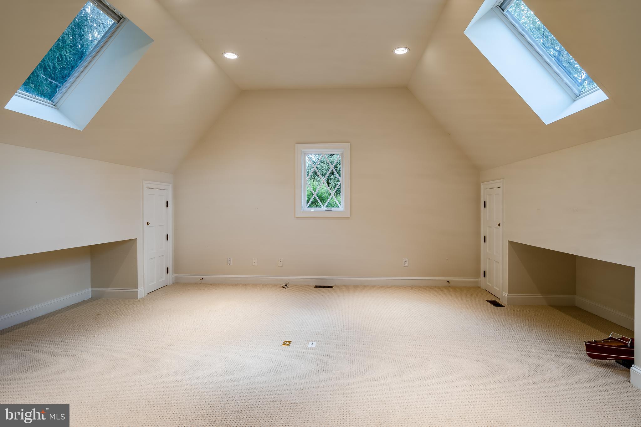 BITTERSWEET - Residential