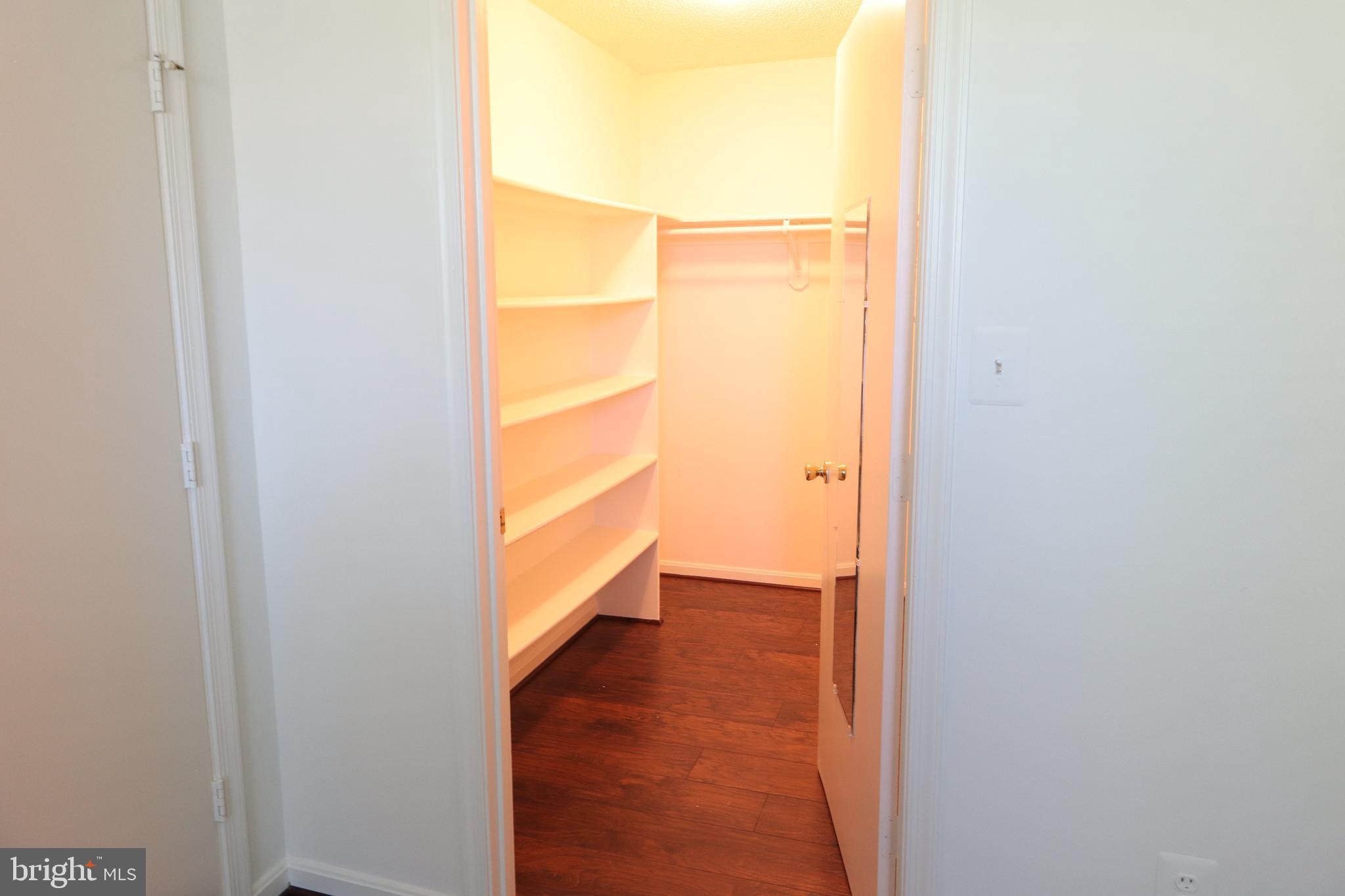 CHURCHILL VIEW - Residential Lease