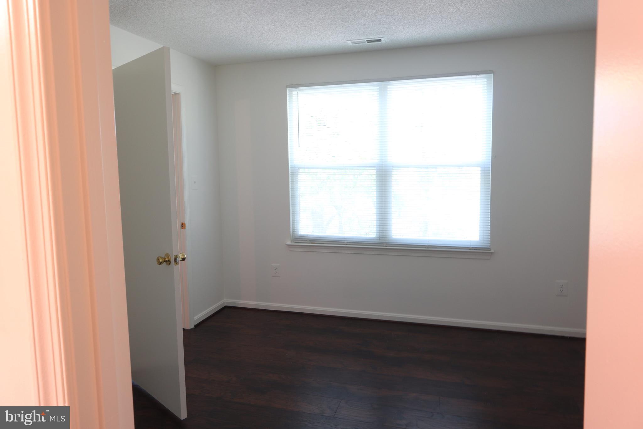 CHURCHILL VIEW - Residential Lease