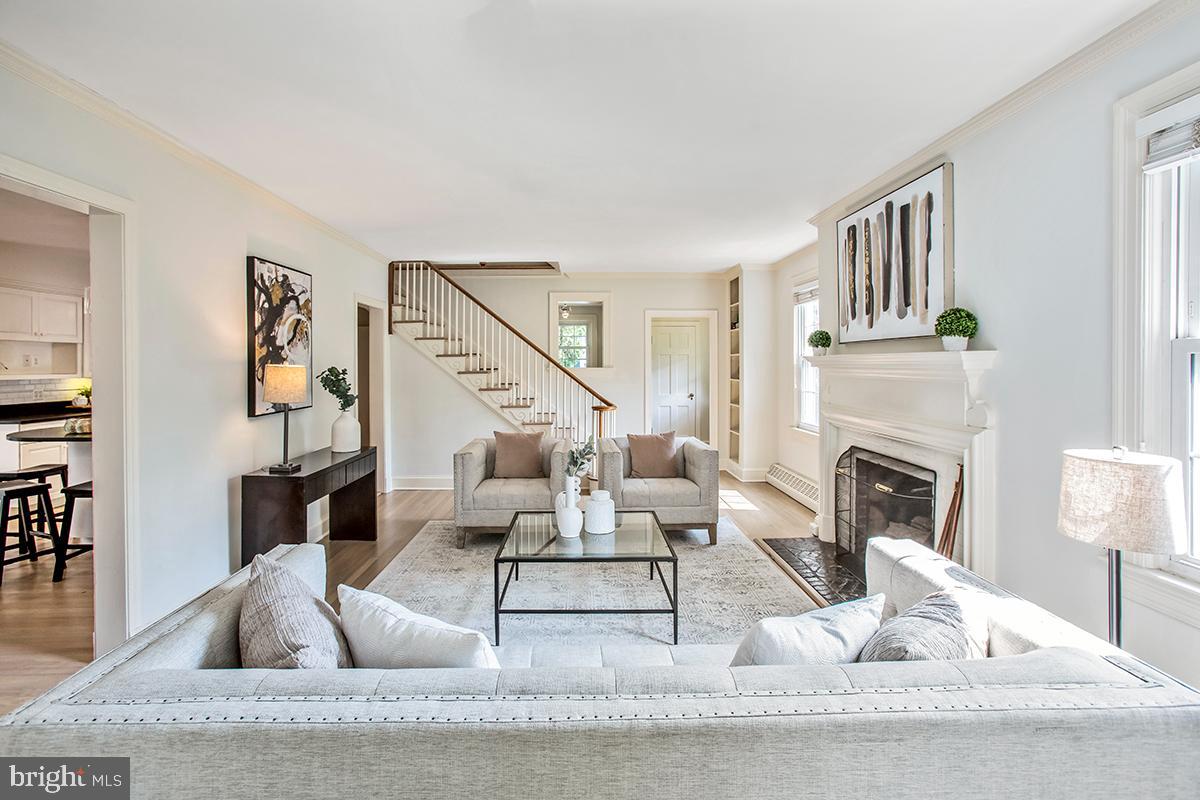 CHEVY CHASE - Residential