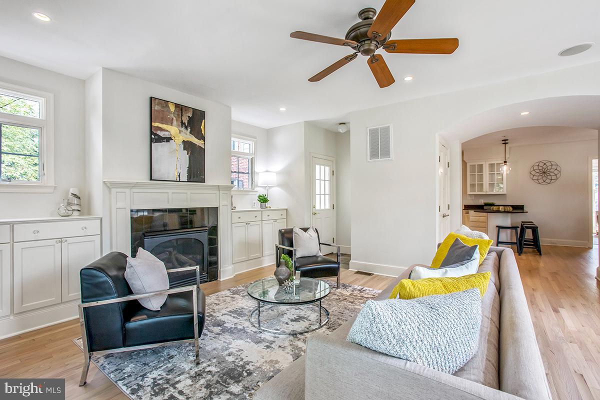 CHEVY CHASE - Residential