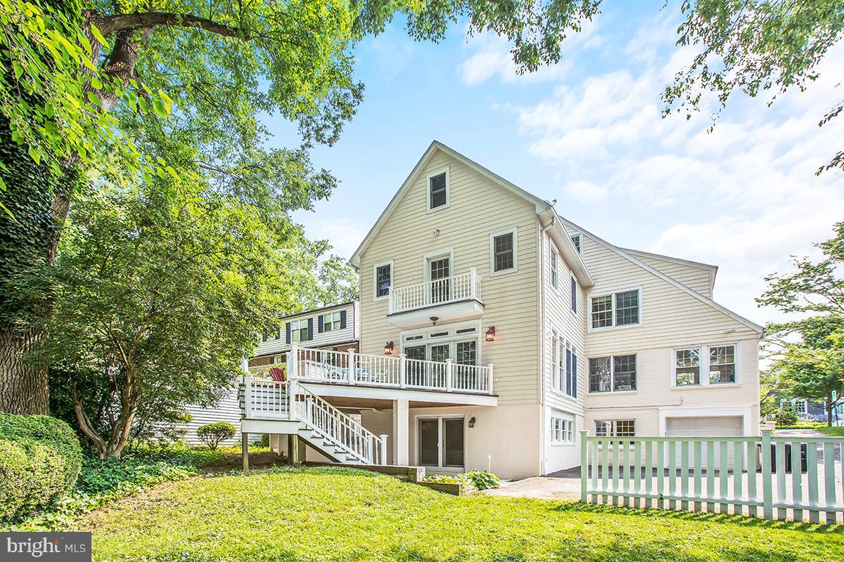 CHEVY CHASE - Residential