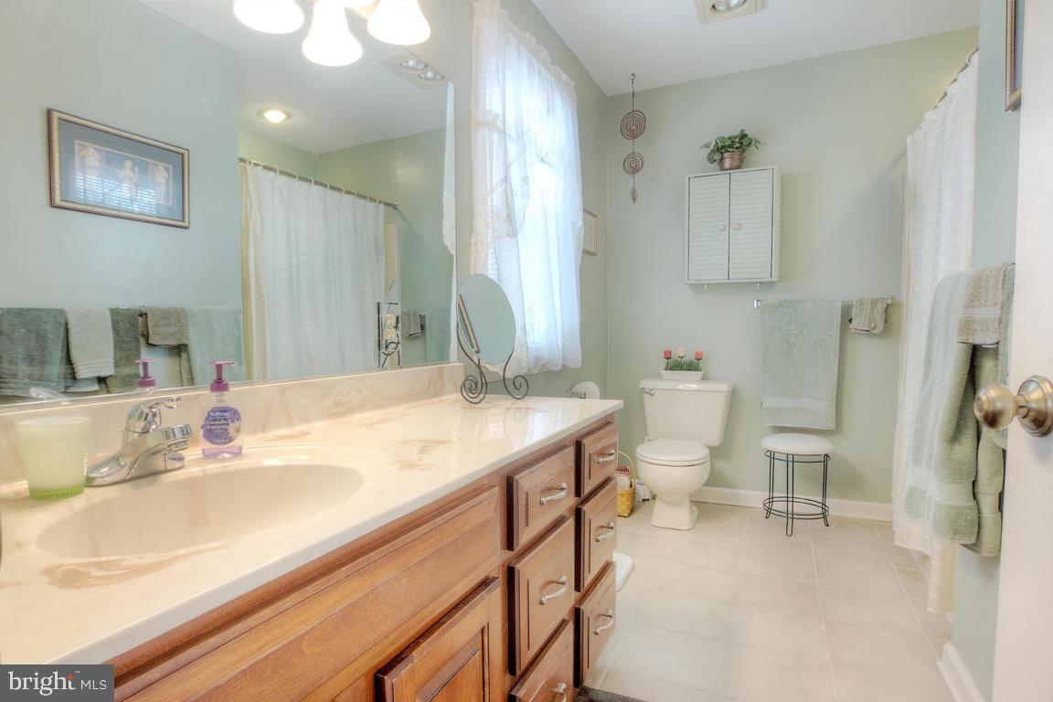 WOODS EDGE - Residential