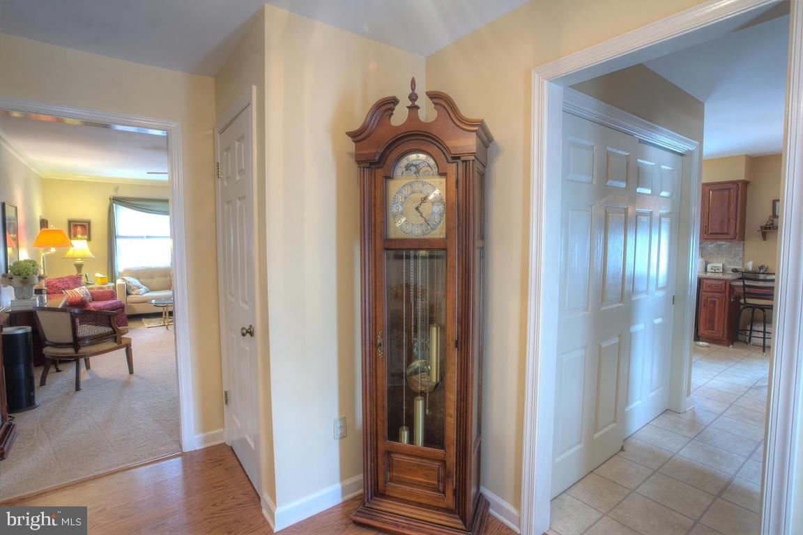 WOODS EDGE - Residential