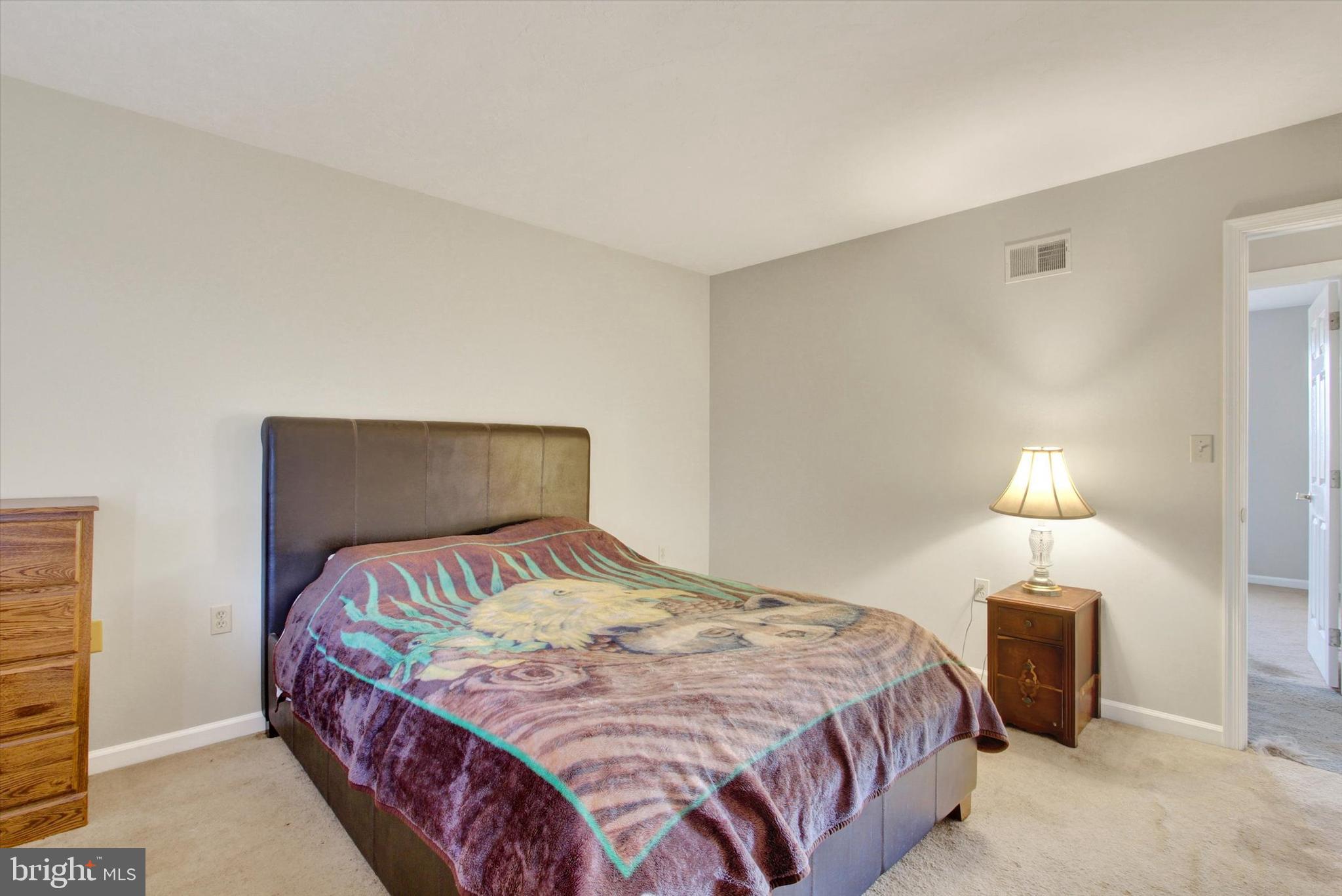 ABBOTTS MANOR - Residential