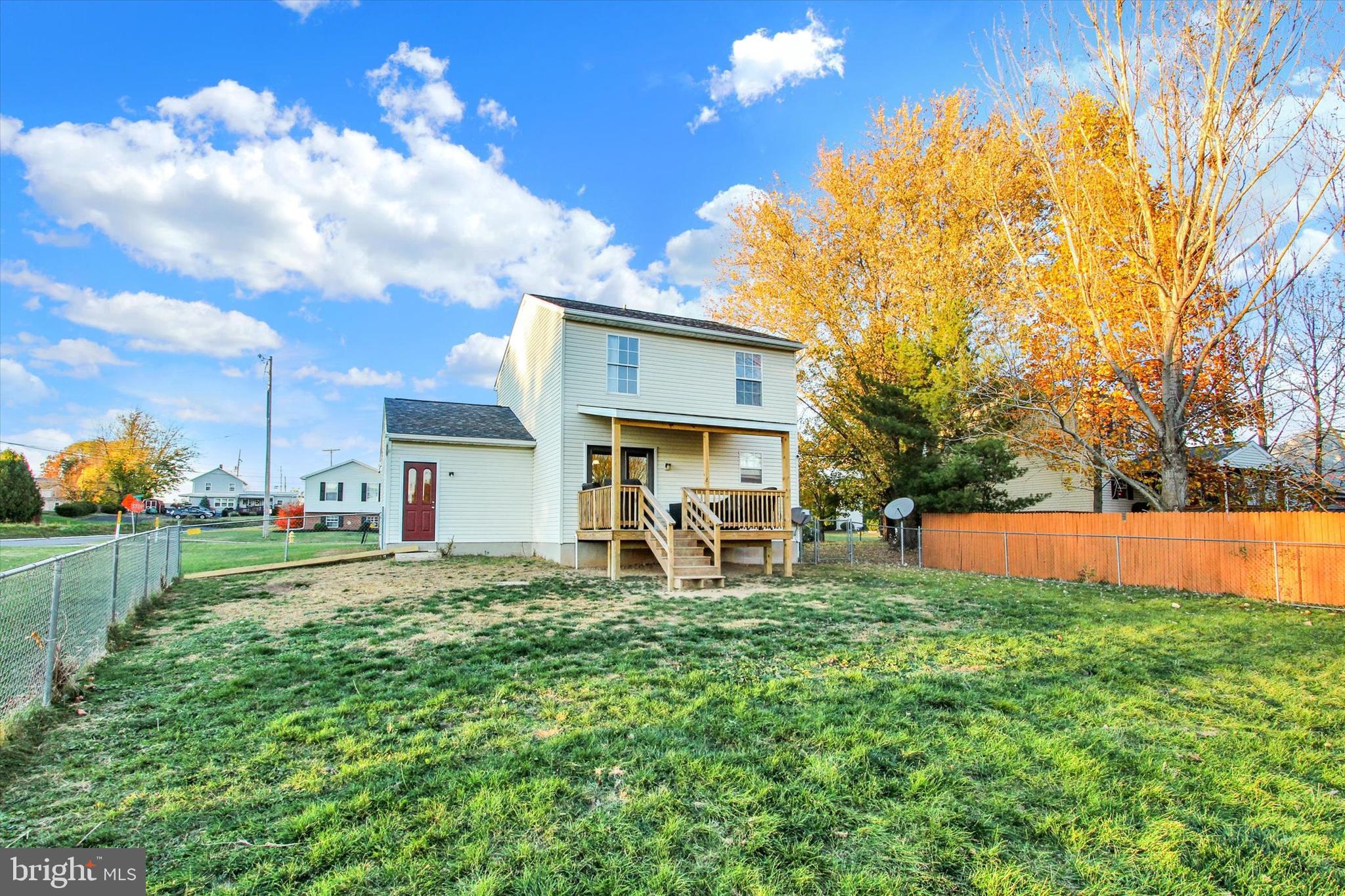 ABBOTTS MANOR - Residential