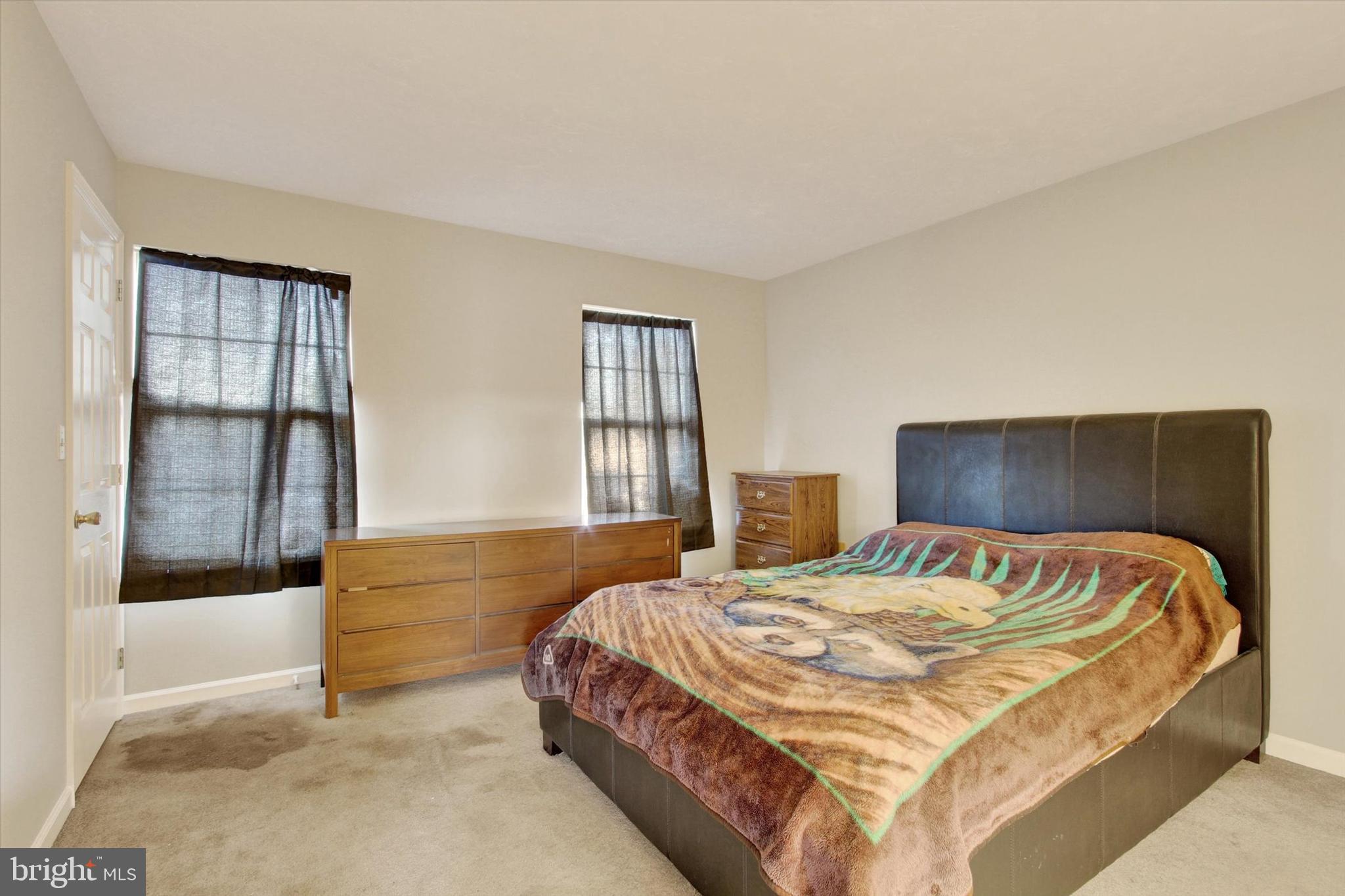 ABBOTTS MANOR - Residential