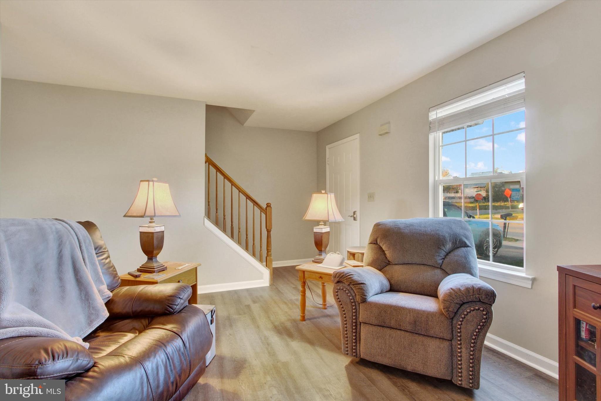 ABBOTTS MANOR - Residential