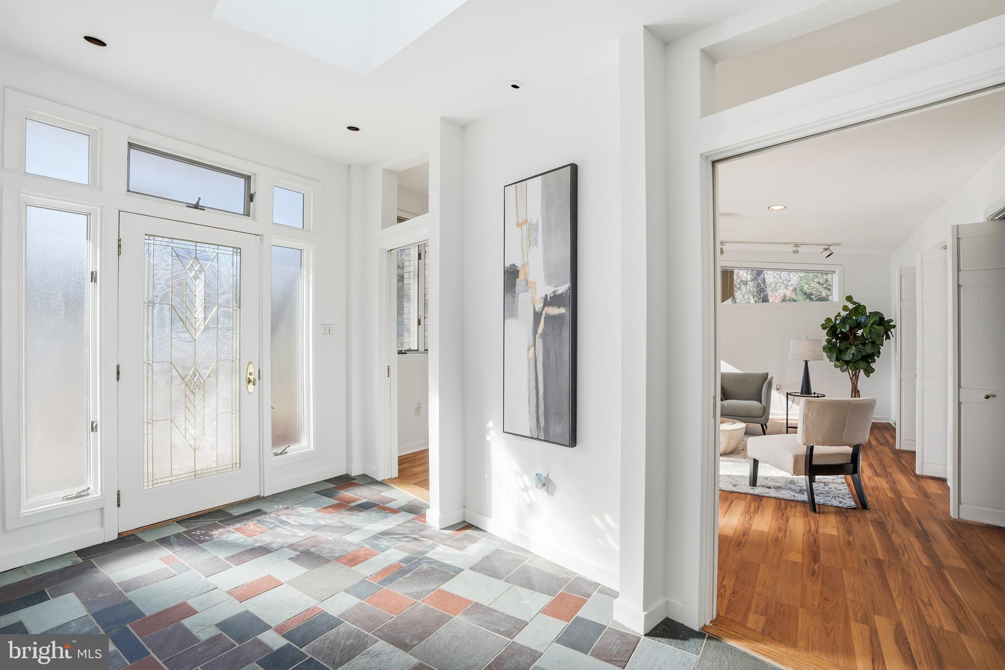 DOVER BALMORAL RIVERWOOD - Residential