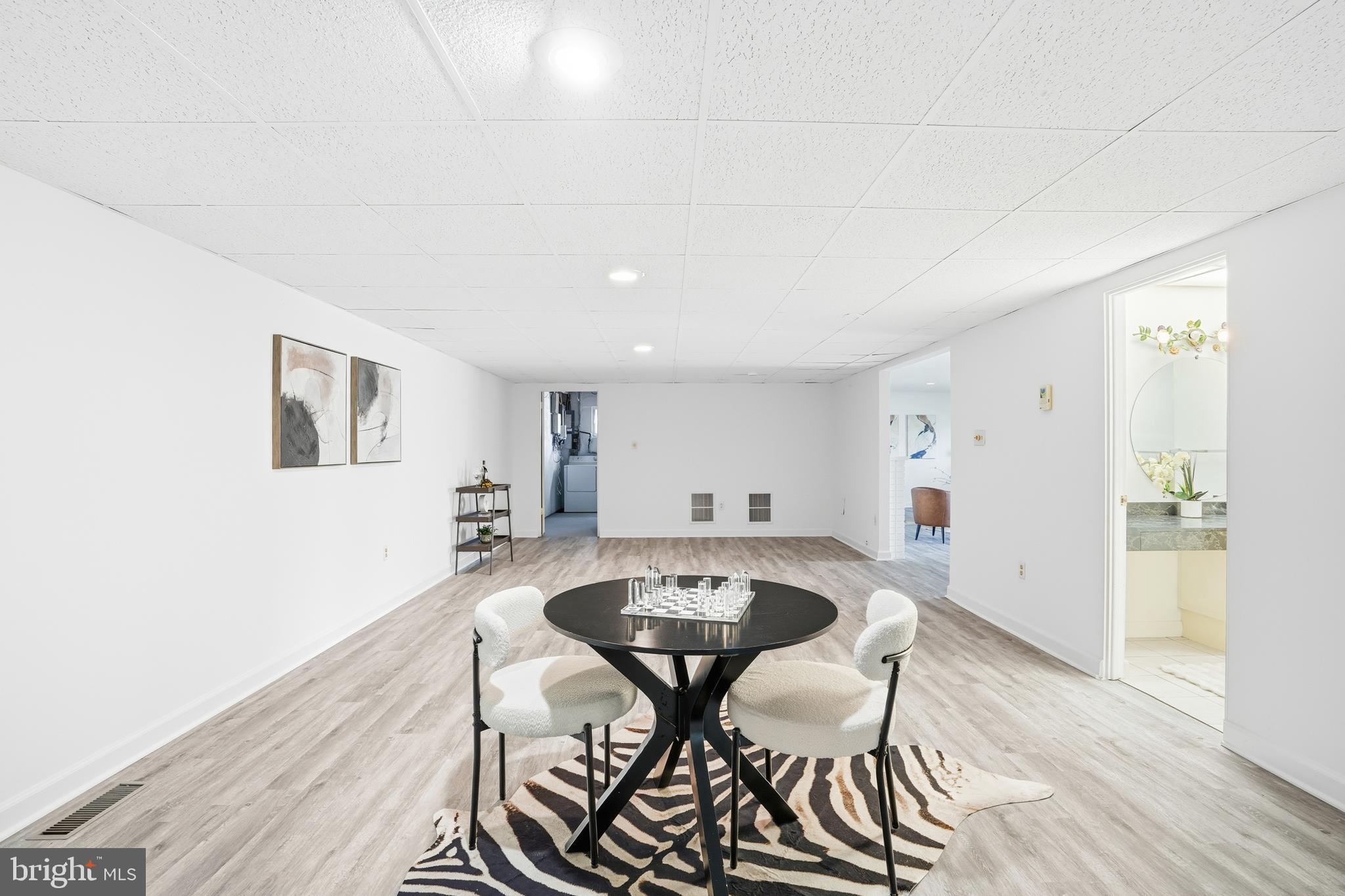 DOVER BALMORAL RIVERWOOD - Residential