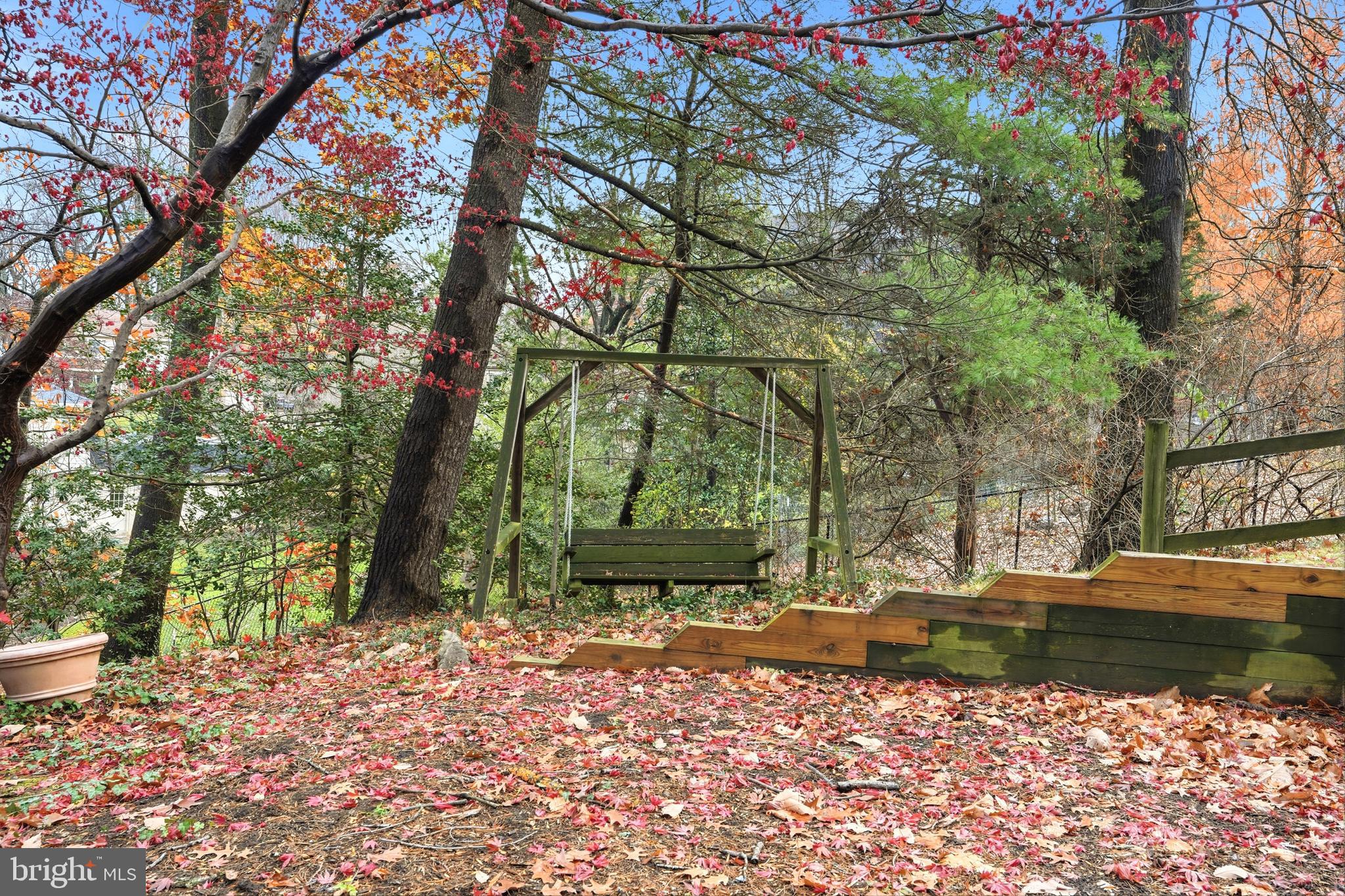 DOVER BALMORAL RIVERWOOD - Residential