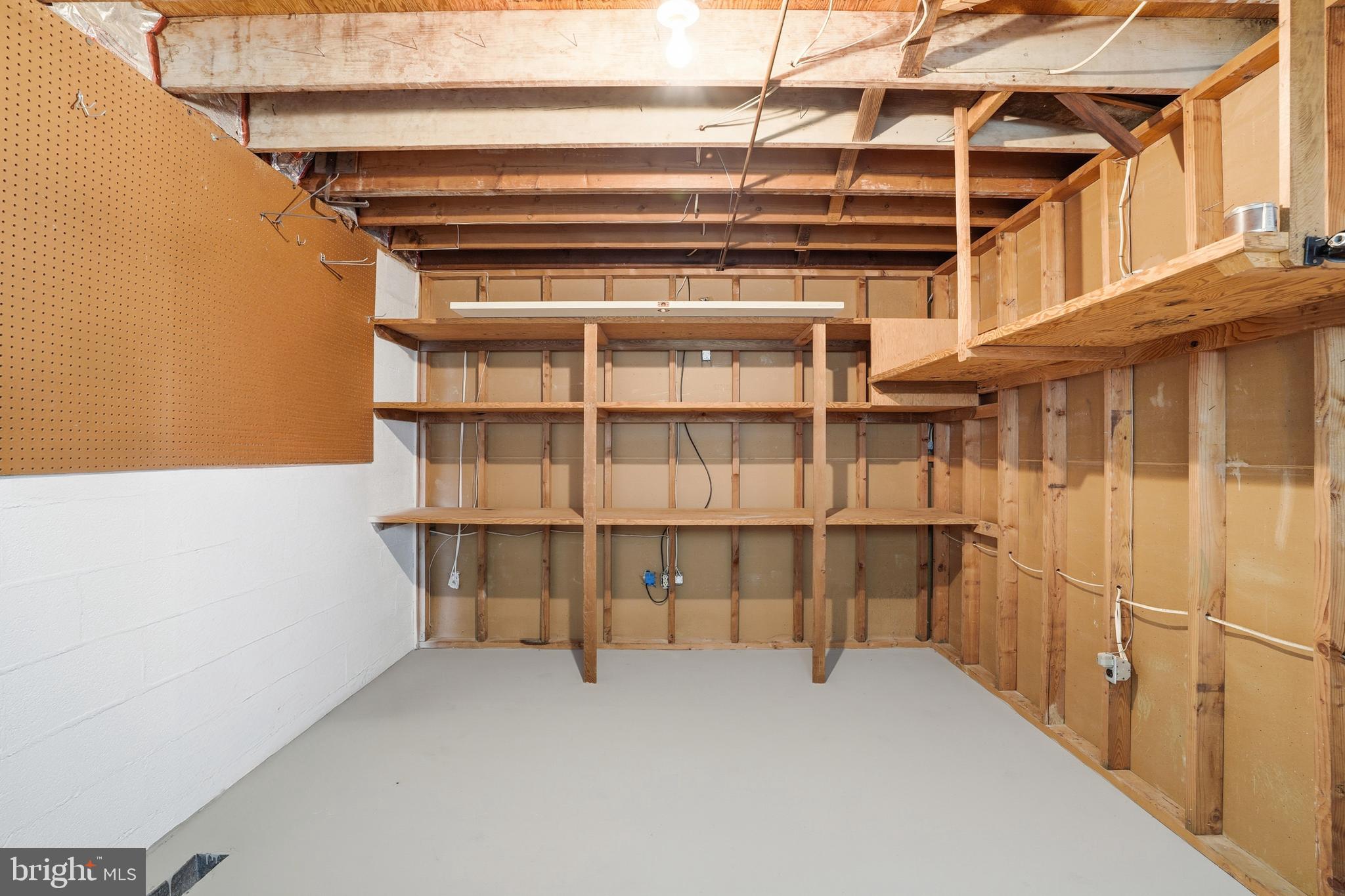 DOVER BALMORAL RIVERWOOD - Residential