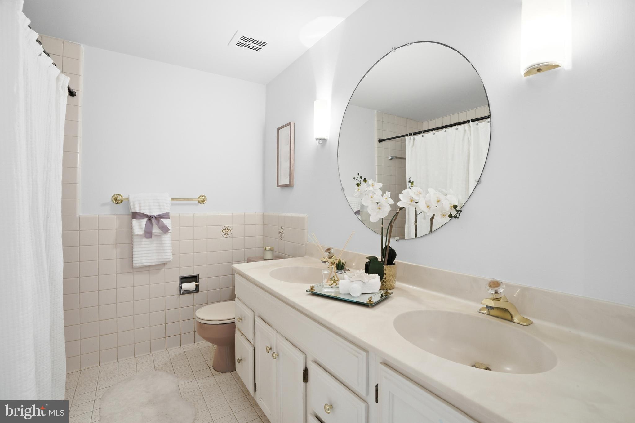 DOVER BALMORAL RIVERWOOD - Residential