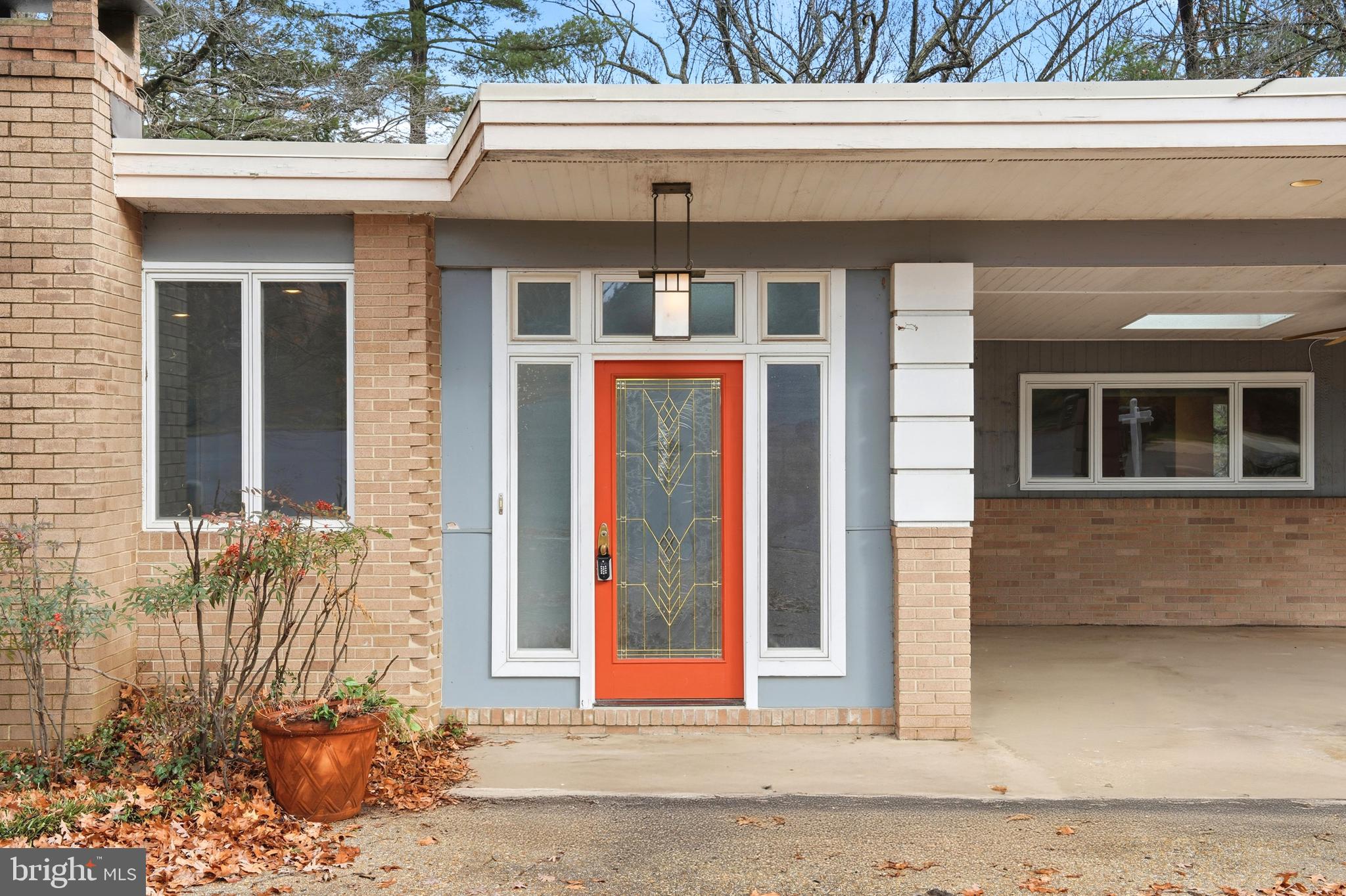 DOVER BALMORAL RIVERWOOD - Residential