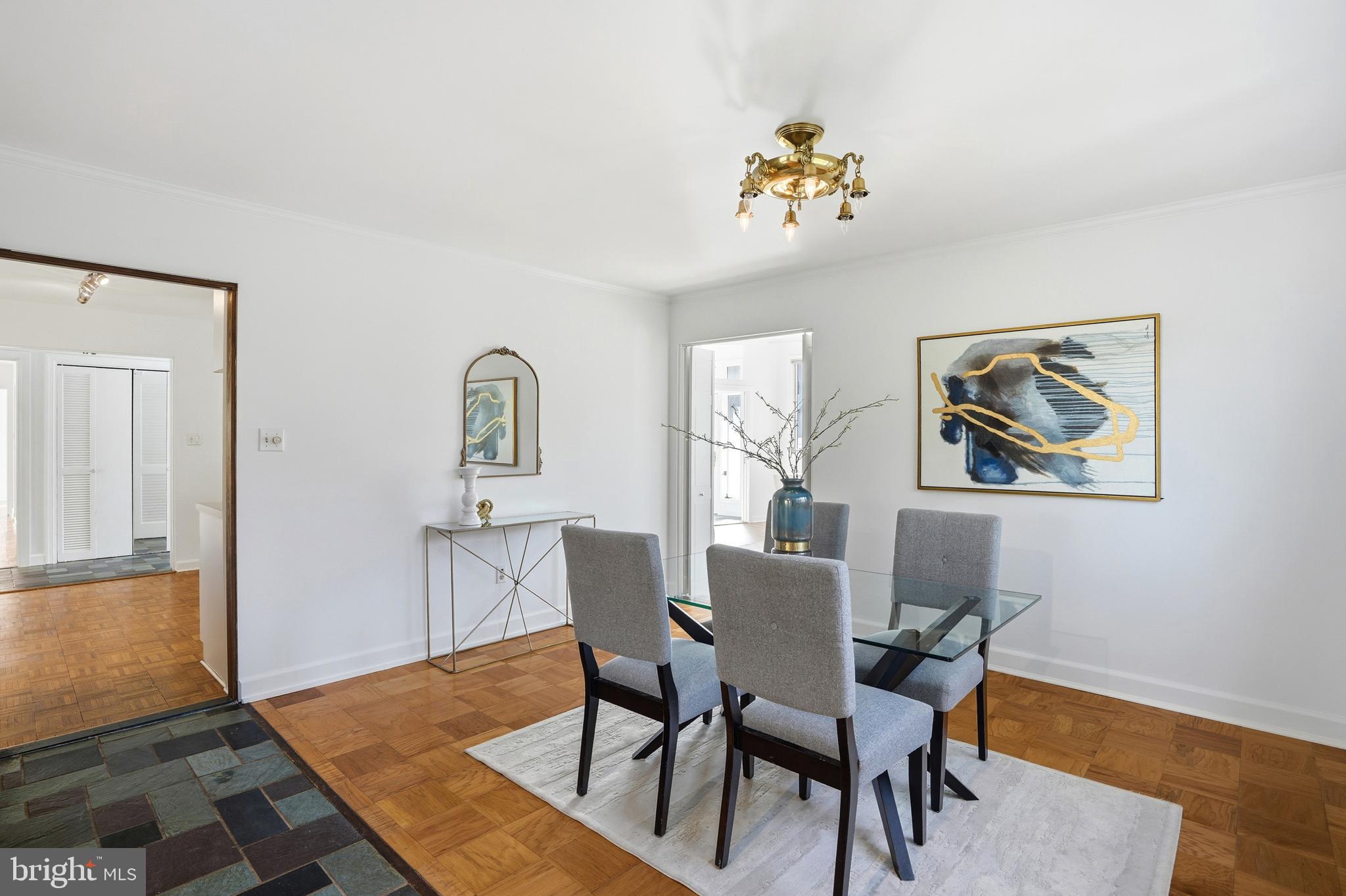 DOVER BALMORAL RIVERWOOD - Residential