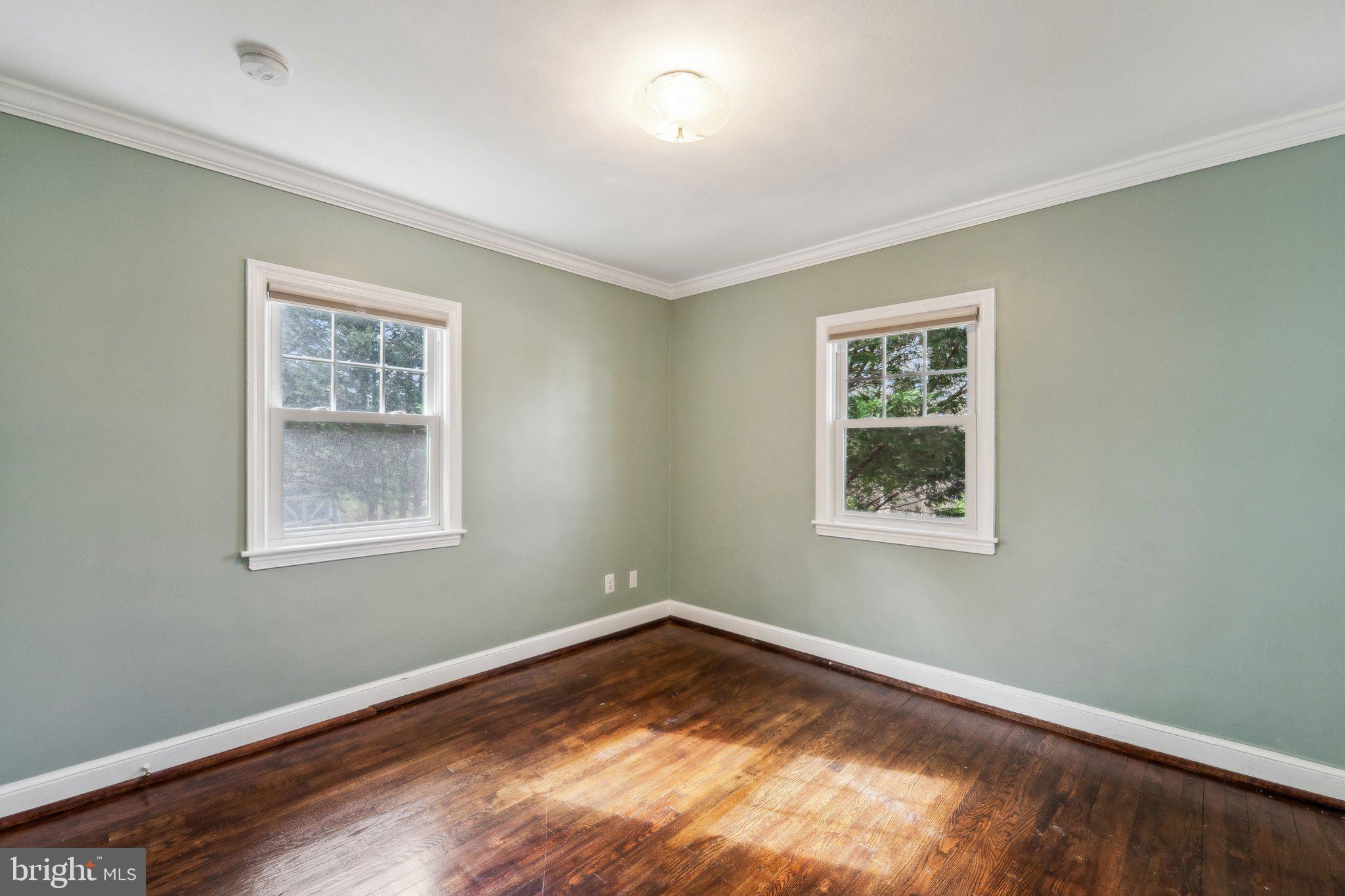 UNIVERSITY HILLS - Residential