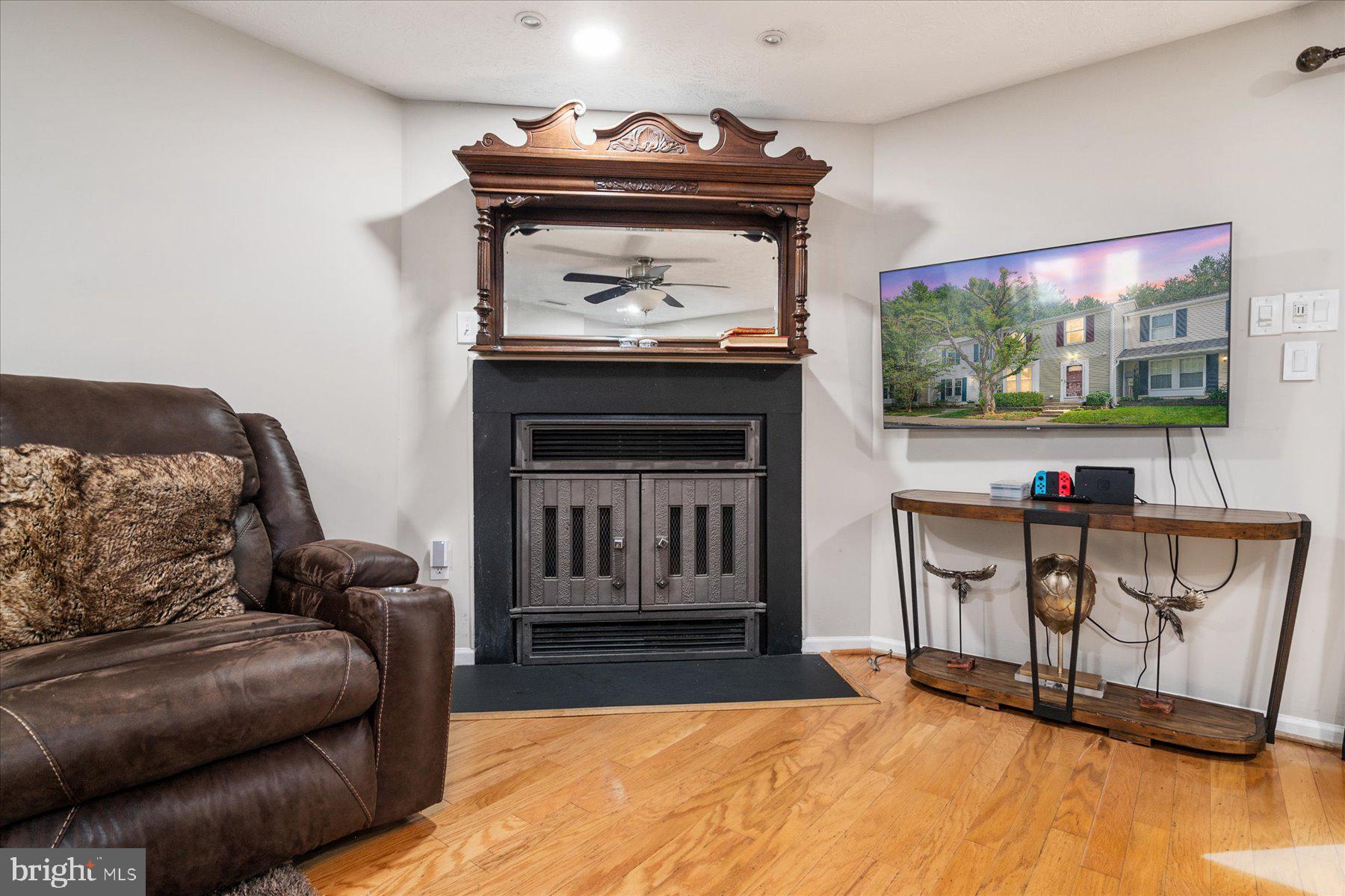 POINT O WOODS - Residential Lease