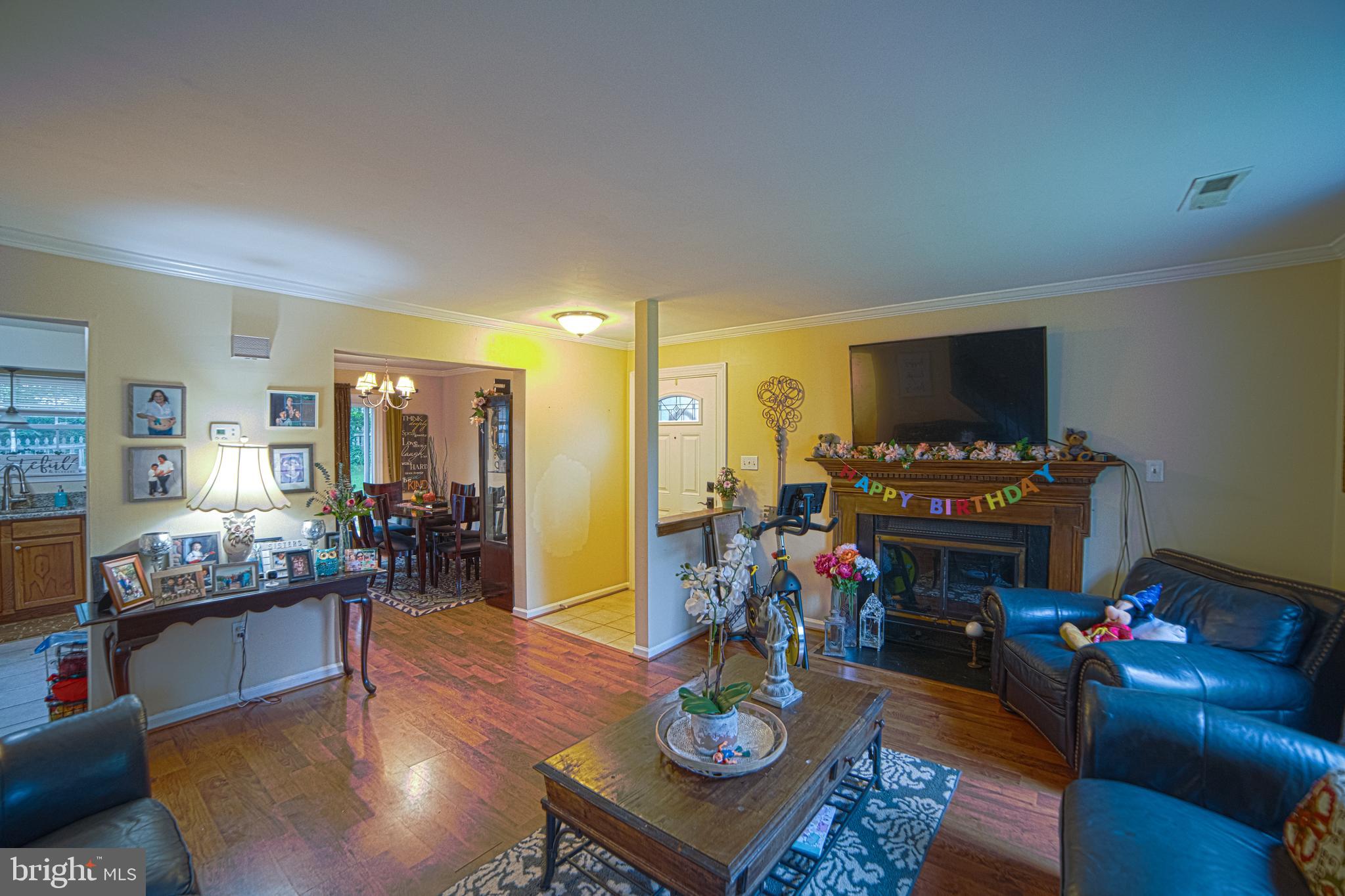 MONTCLAIR/COUNTRY CLUB - Residential