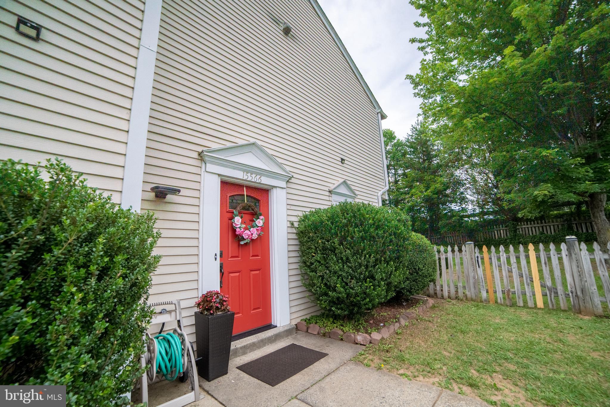 MONTCLAIR/COUNTRY CLUB - Residential