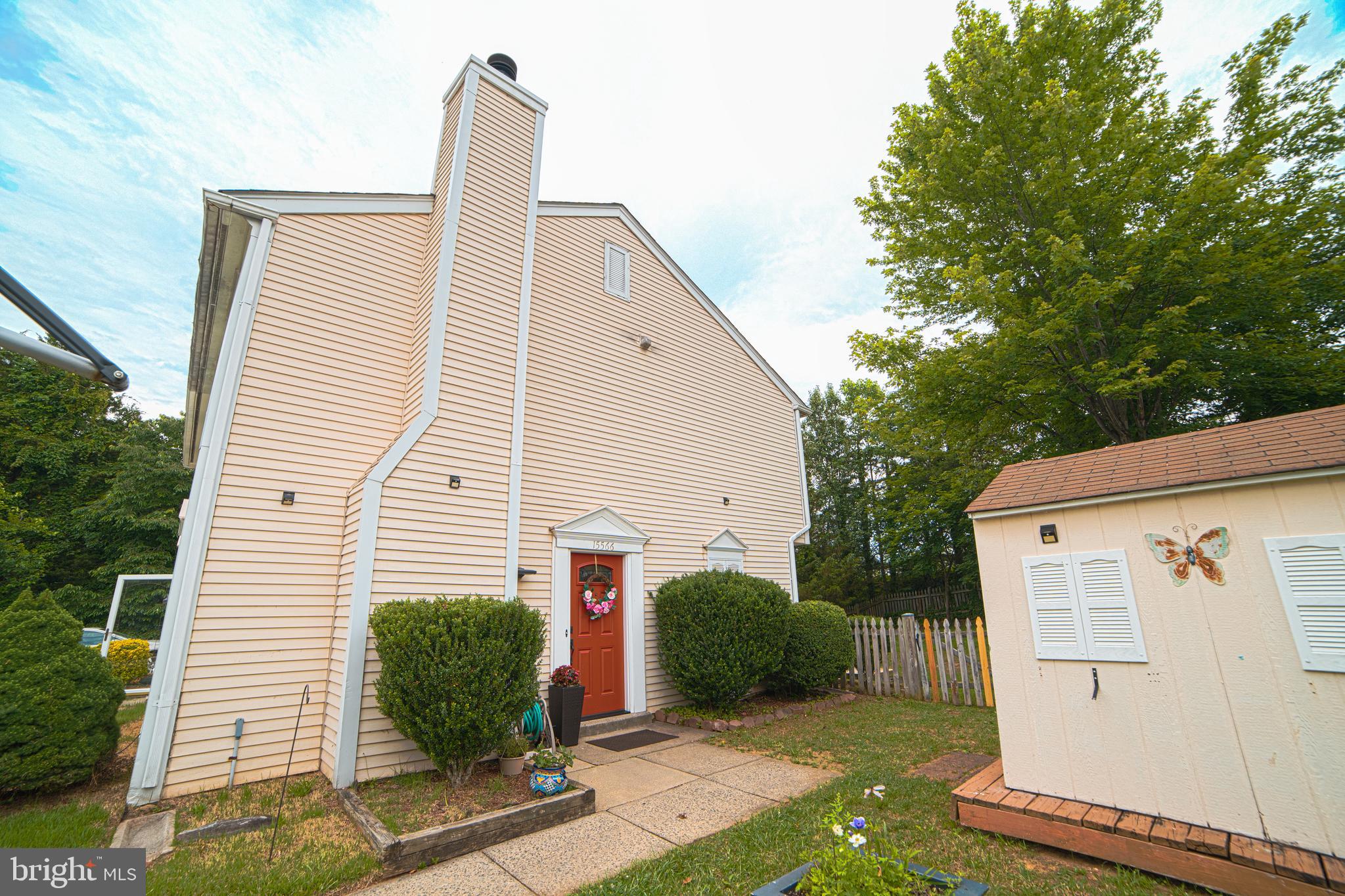 MONTCLAIR/COUNTRY CLUB - Residential