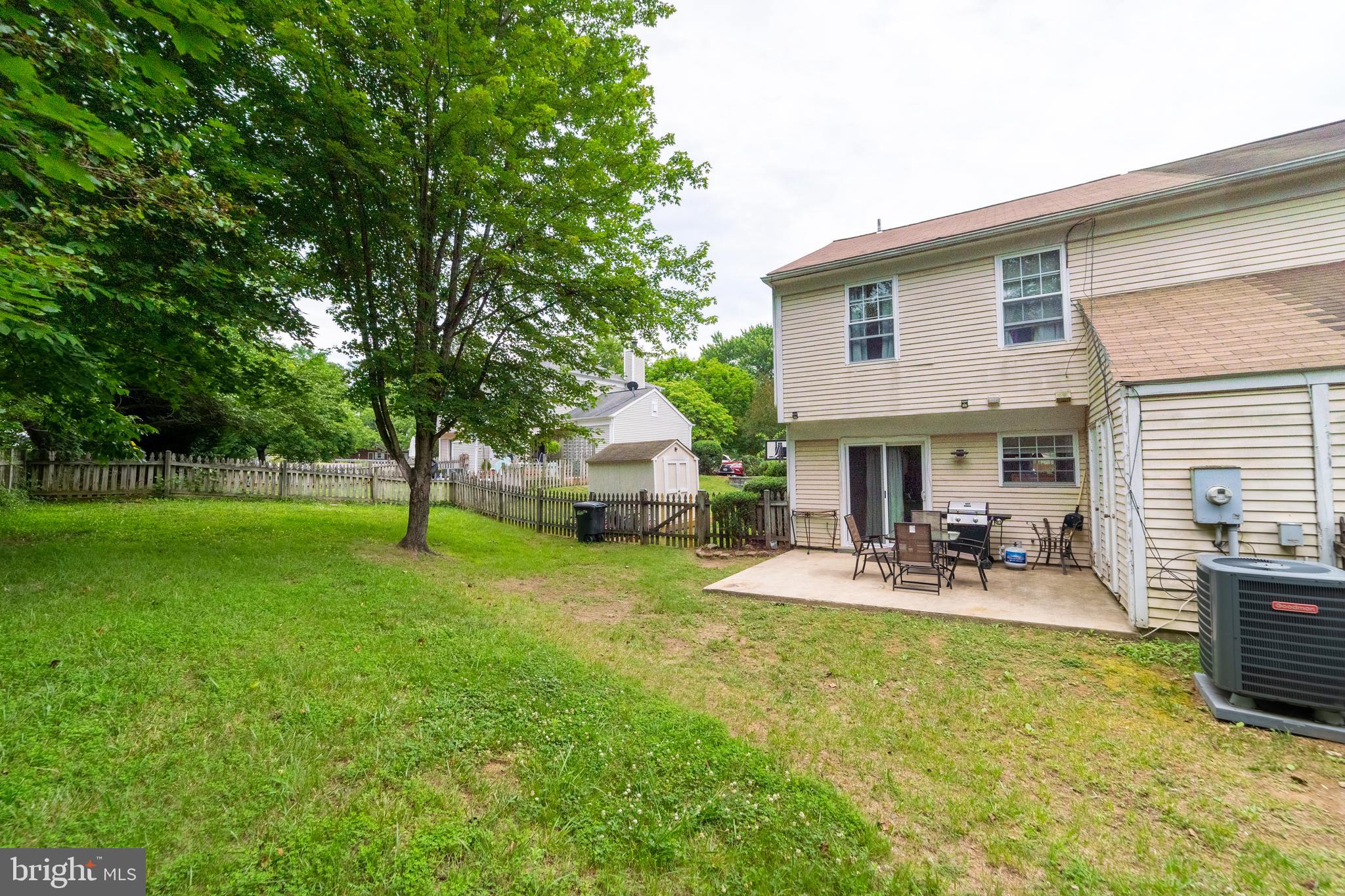 MONTCLAIR/COUNTRY CLUB - Residential