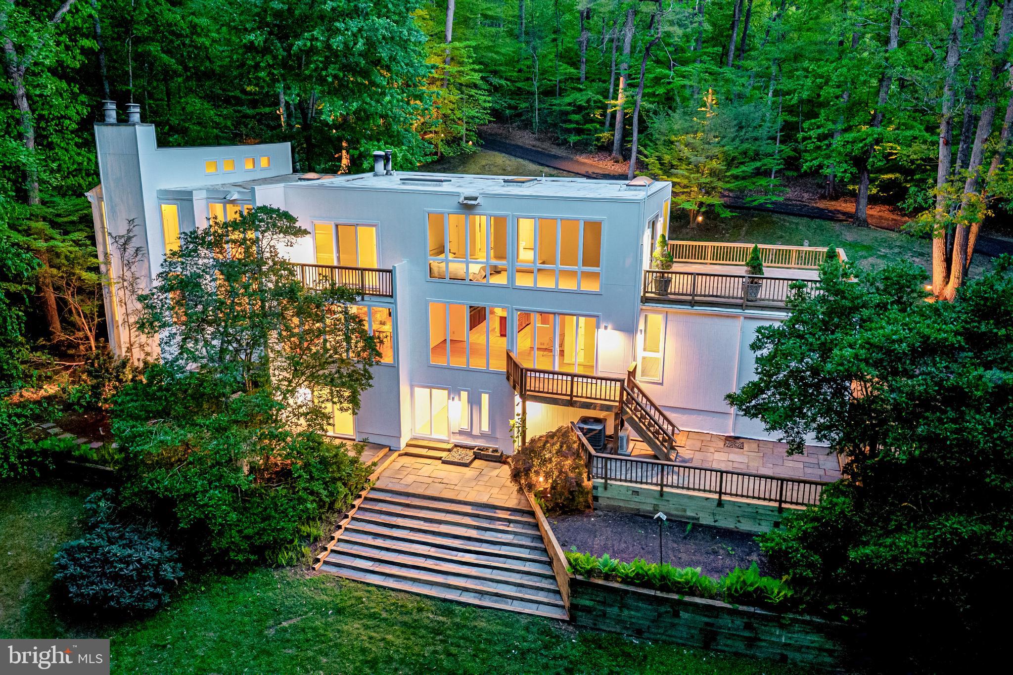 125 EAGLES MERE ROAD