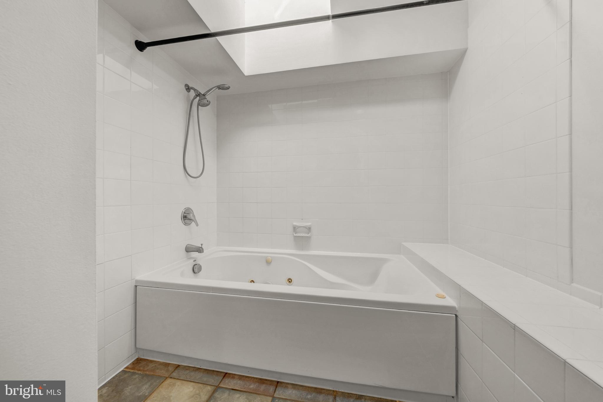 BRANDERMILL - Residential