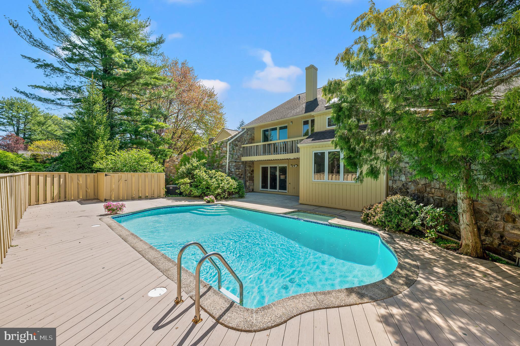 HERMITAGE - Residential