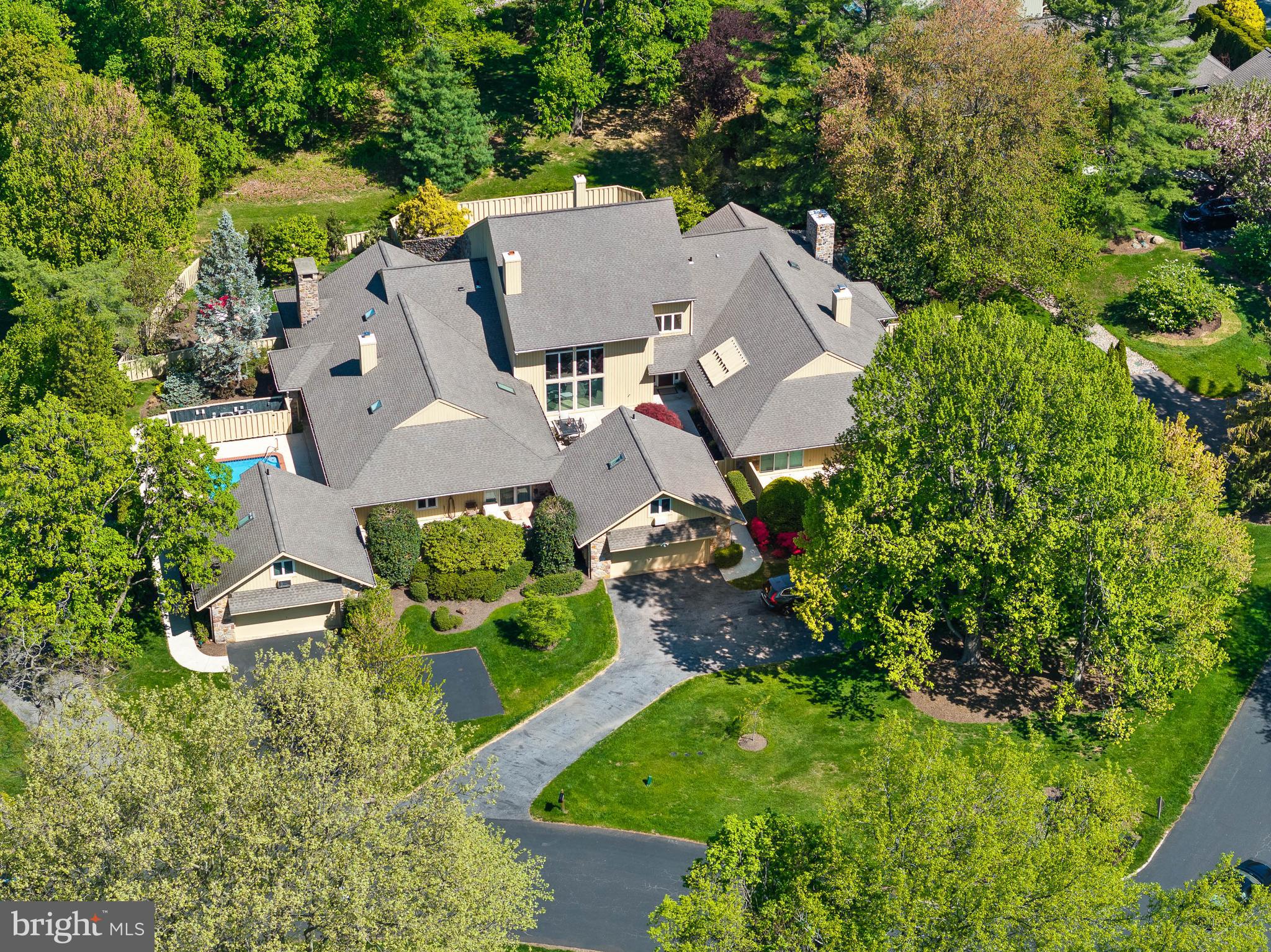 HERMITAGE - Residential