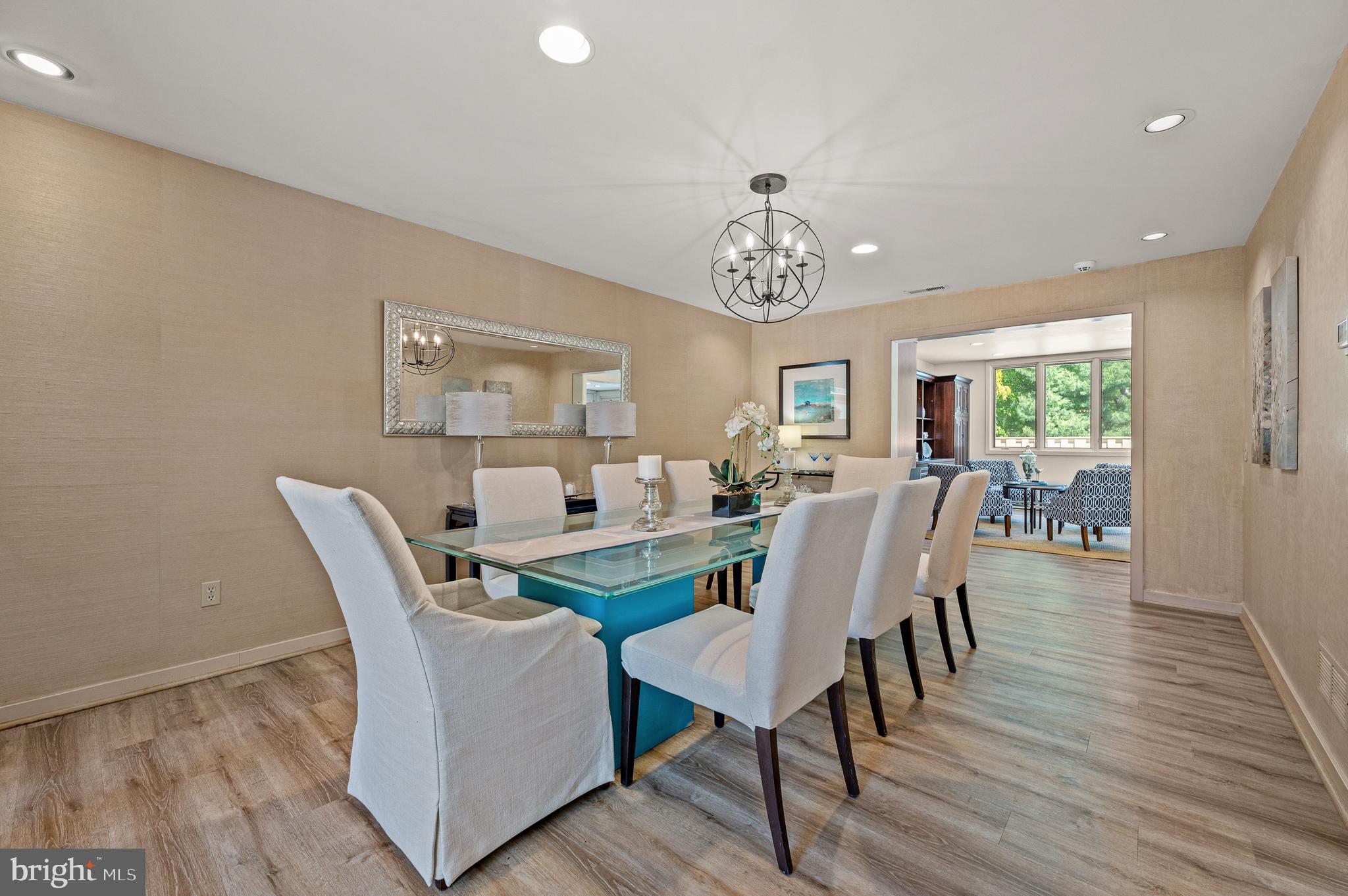 HERMITAGE - Residential