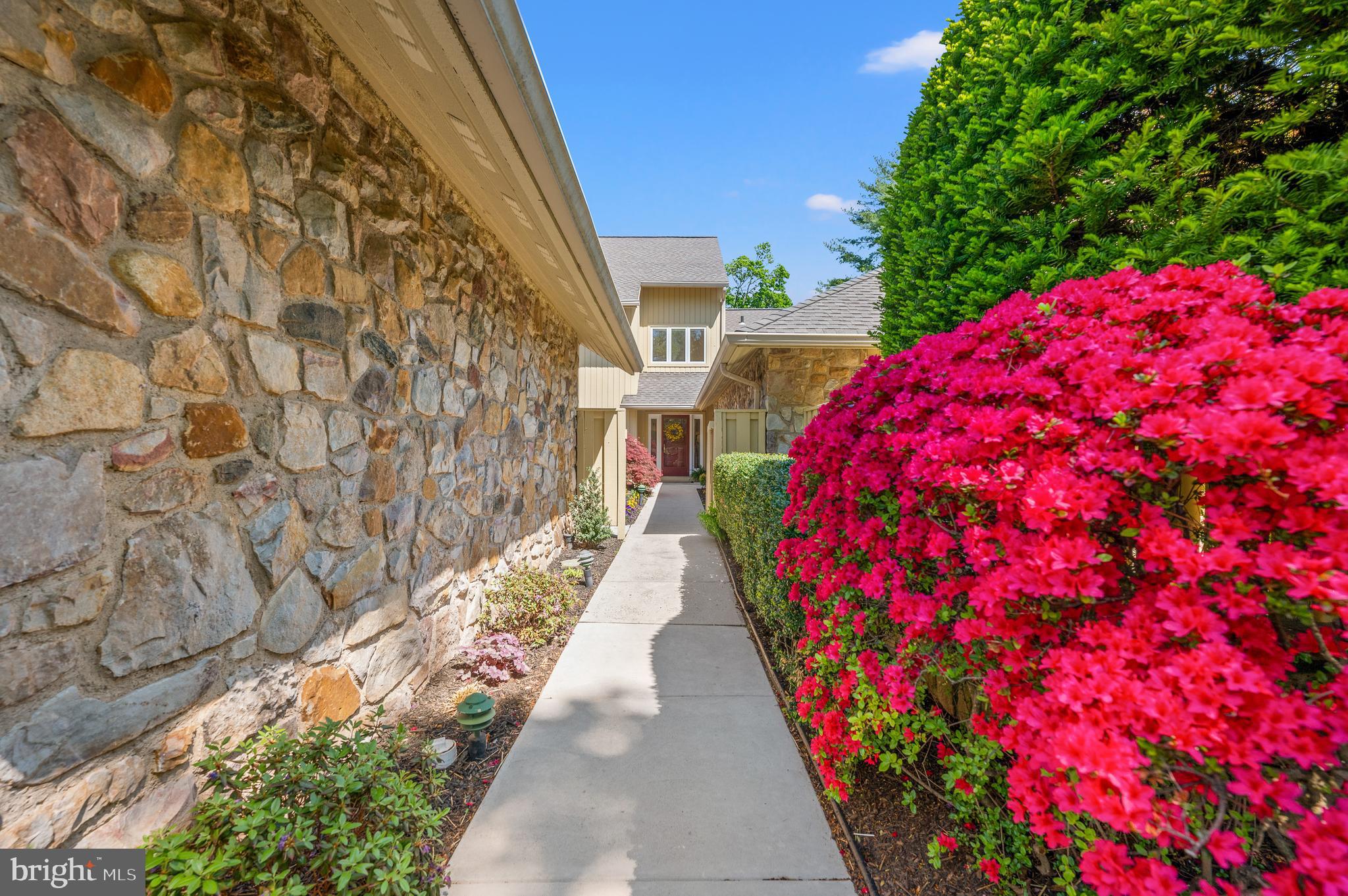 1128 SAINT ANDREWS ROAD