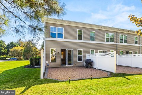 Tiny photo for 2 Smithfield Ct #111, OCEAN VIEW, DE 19970 (MLS # DESU2109012)
