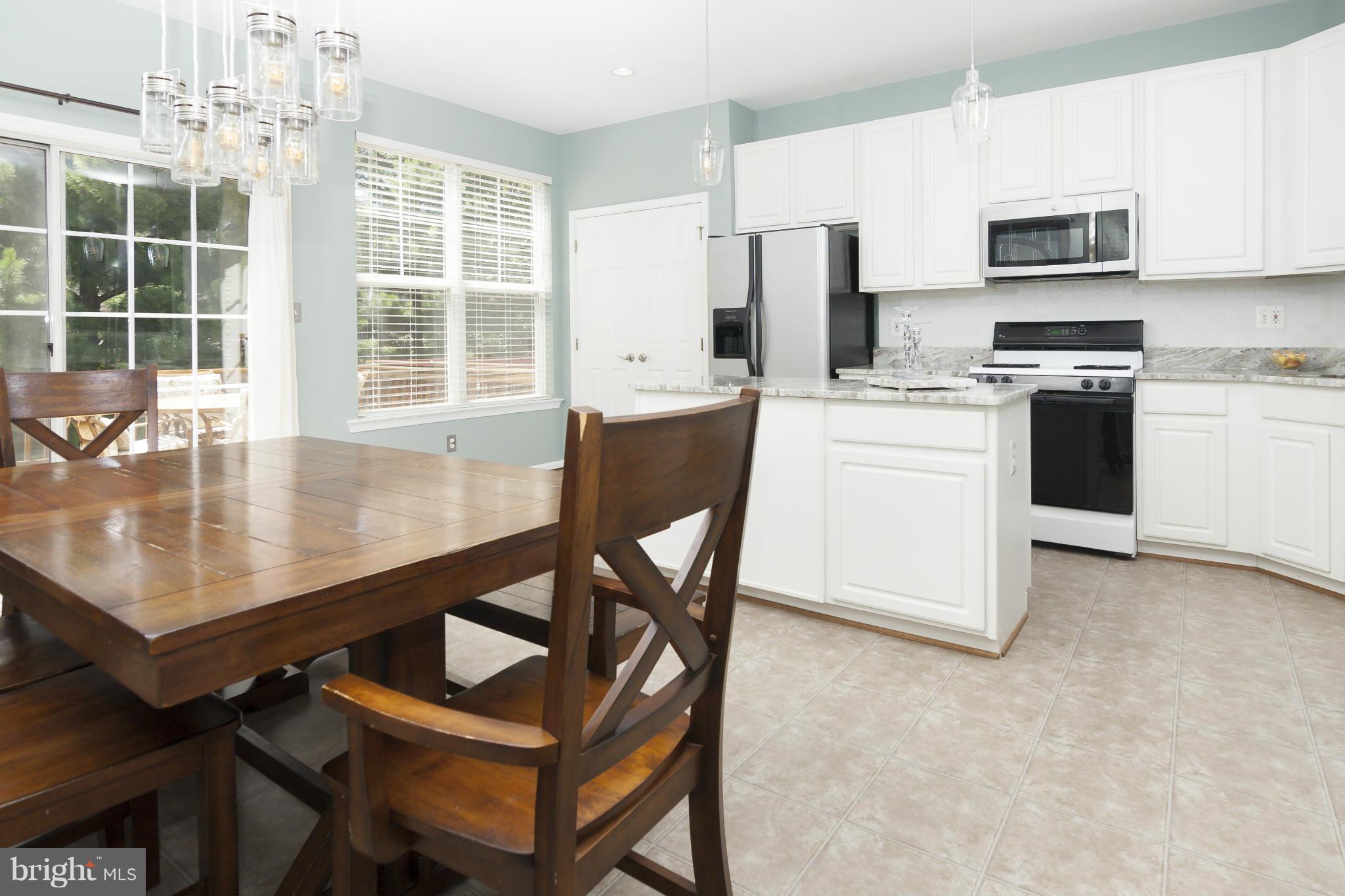 SIGNATURE AT BROADLANDS - Residential