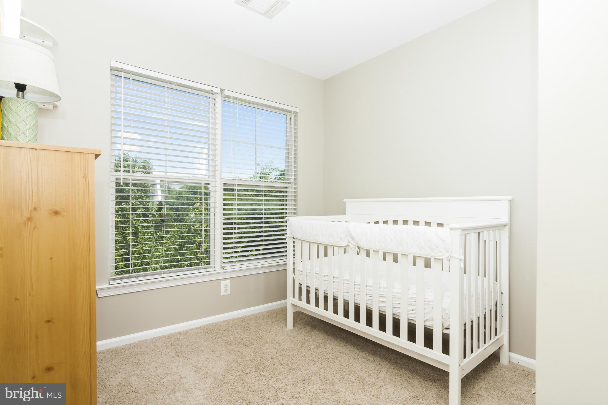 SIGNATURE AT BROADLANDS - Residential