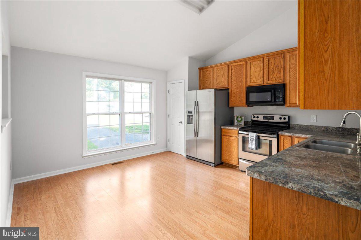 LAKE LAND OR - Residential