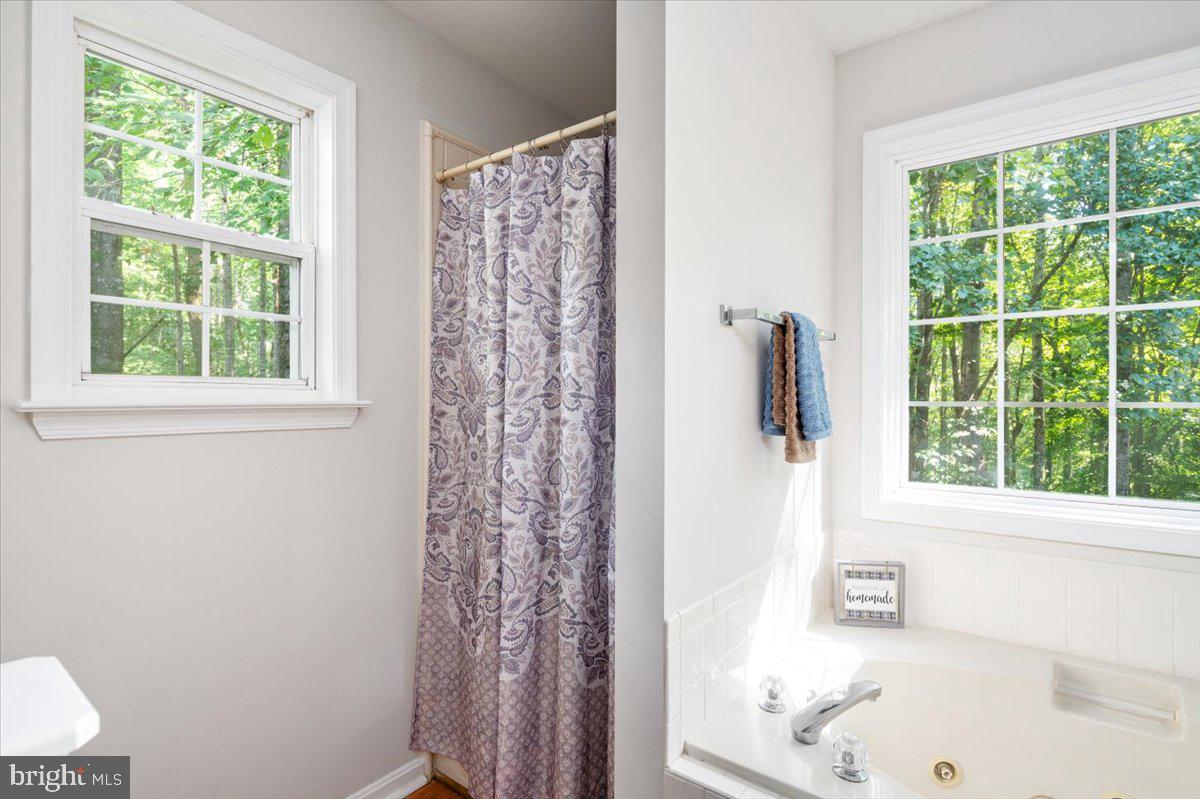 LAKE LAND OR - Residential