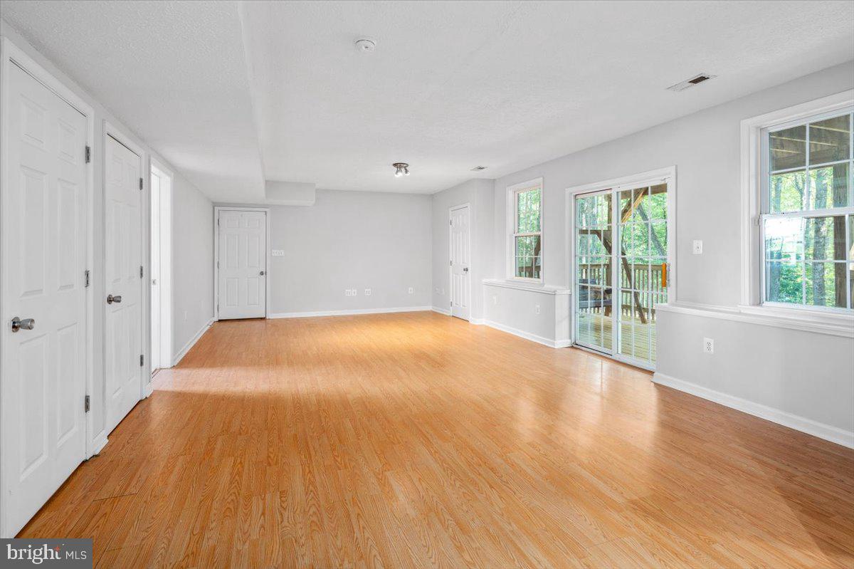 LAKE LAND OR - Residential