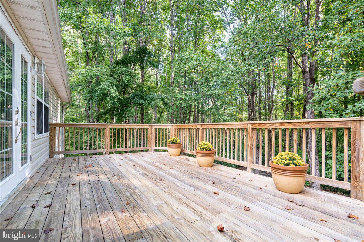 LAKE LAND OR - Residential