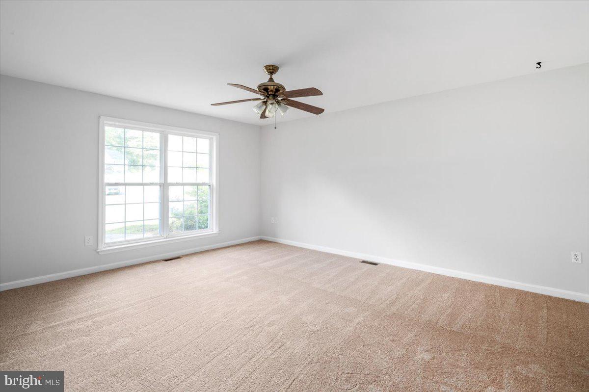 LAKE LAND OR - Residential